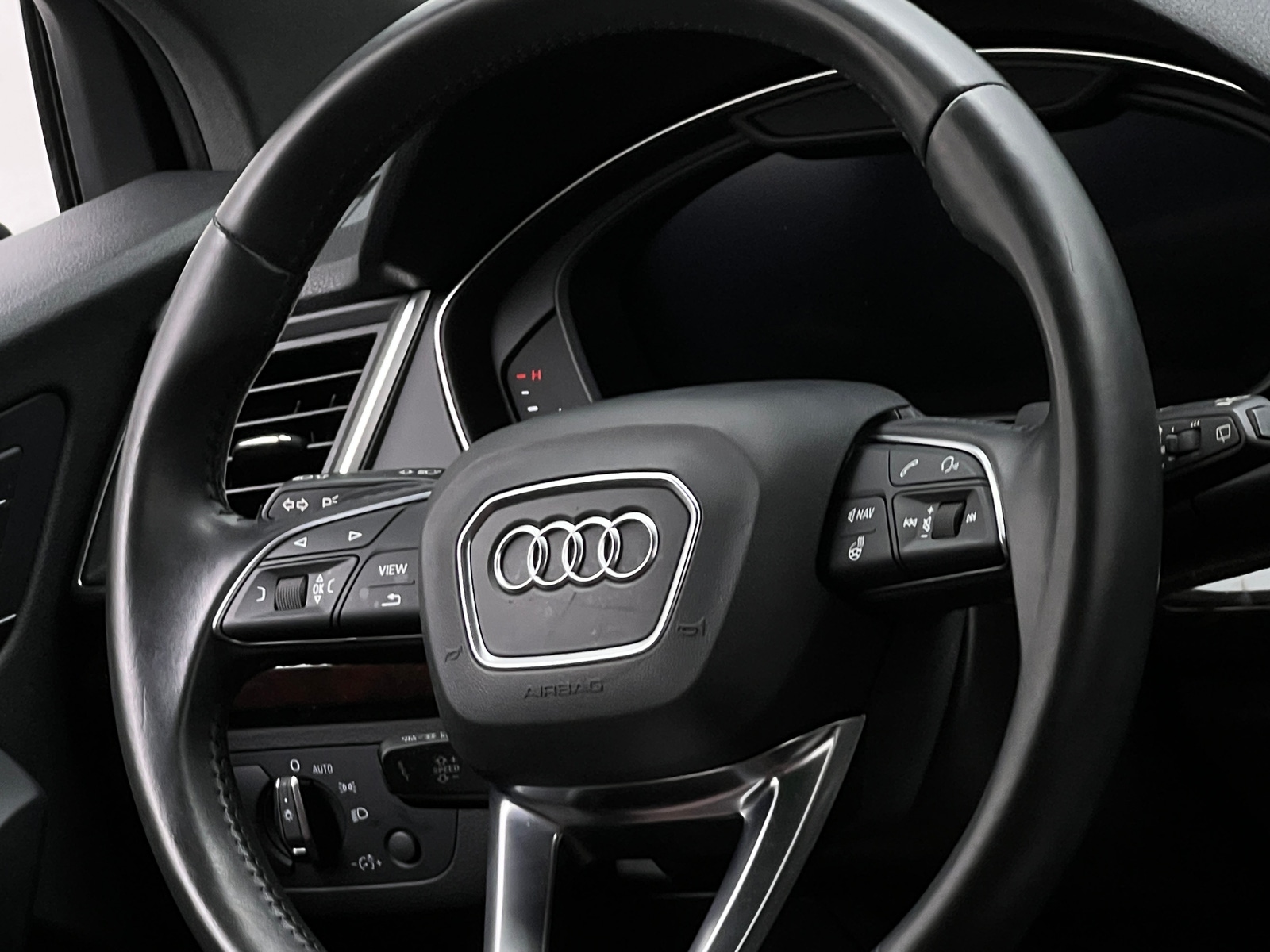 Thumbnail: 2018 Audi Q5 - 5