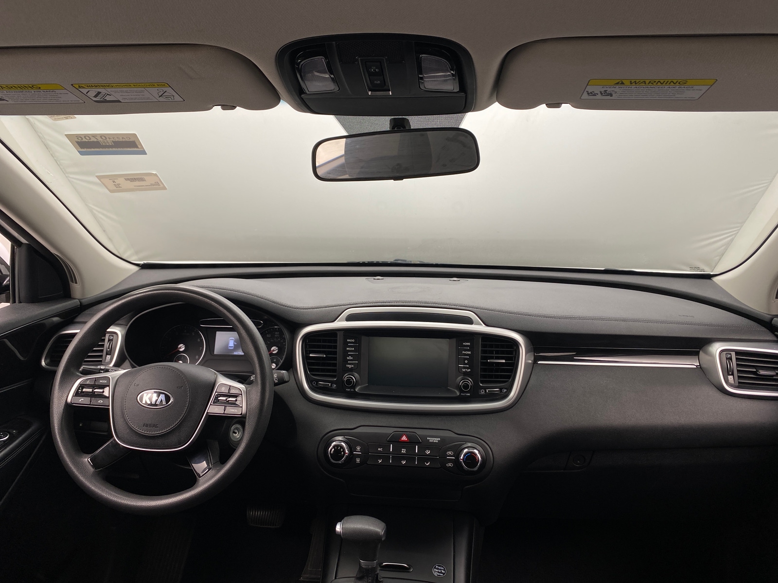 Thumbnail: 2020 Kia Sorento - 3