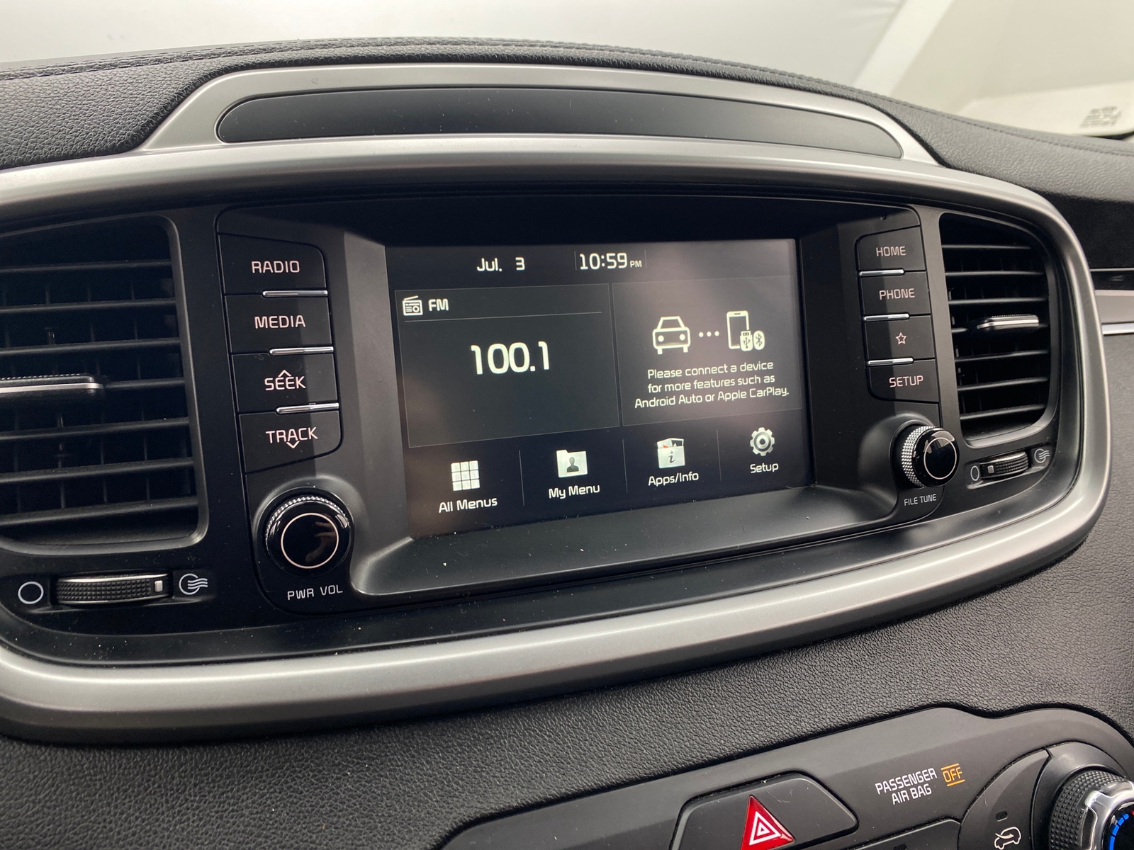 Thumbnail: 2020 Kia Sorento - 4