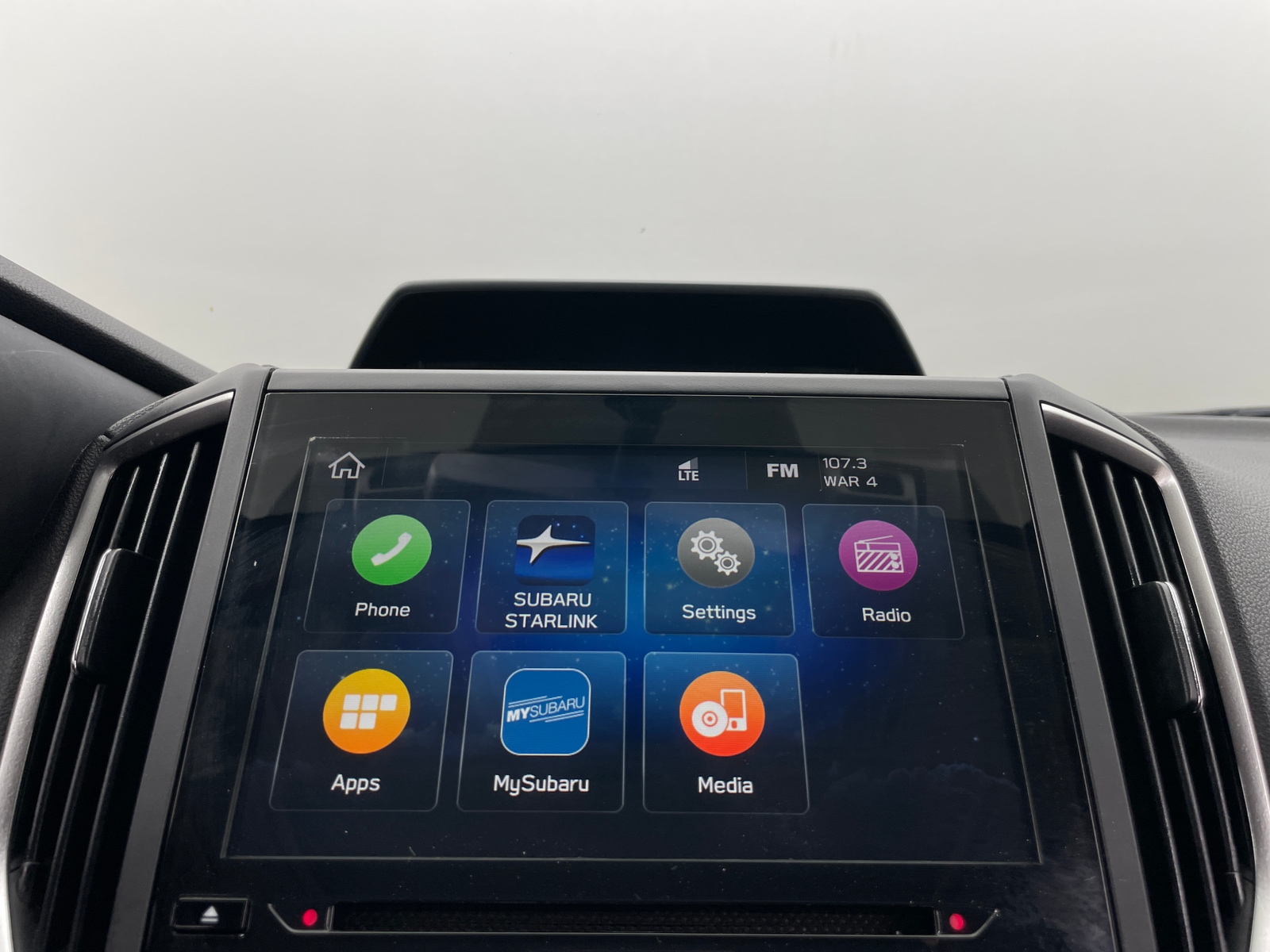 Thumbnail: 2019 Subaru Crosstrek - 3