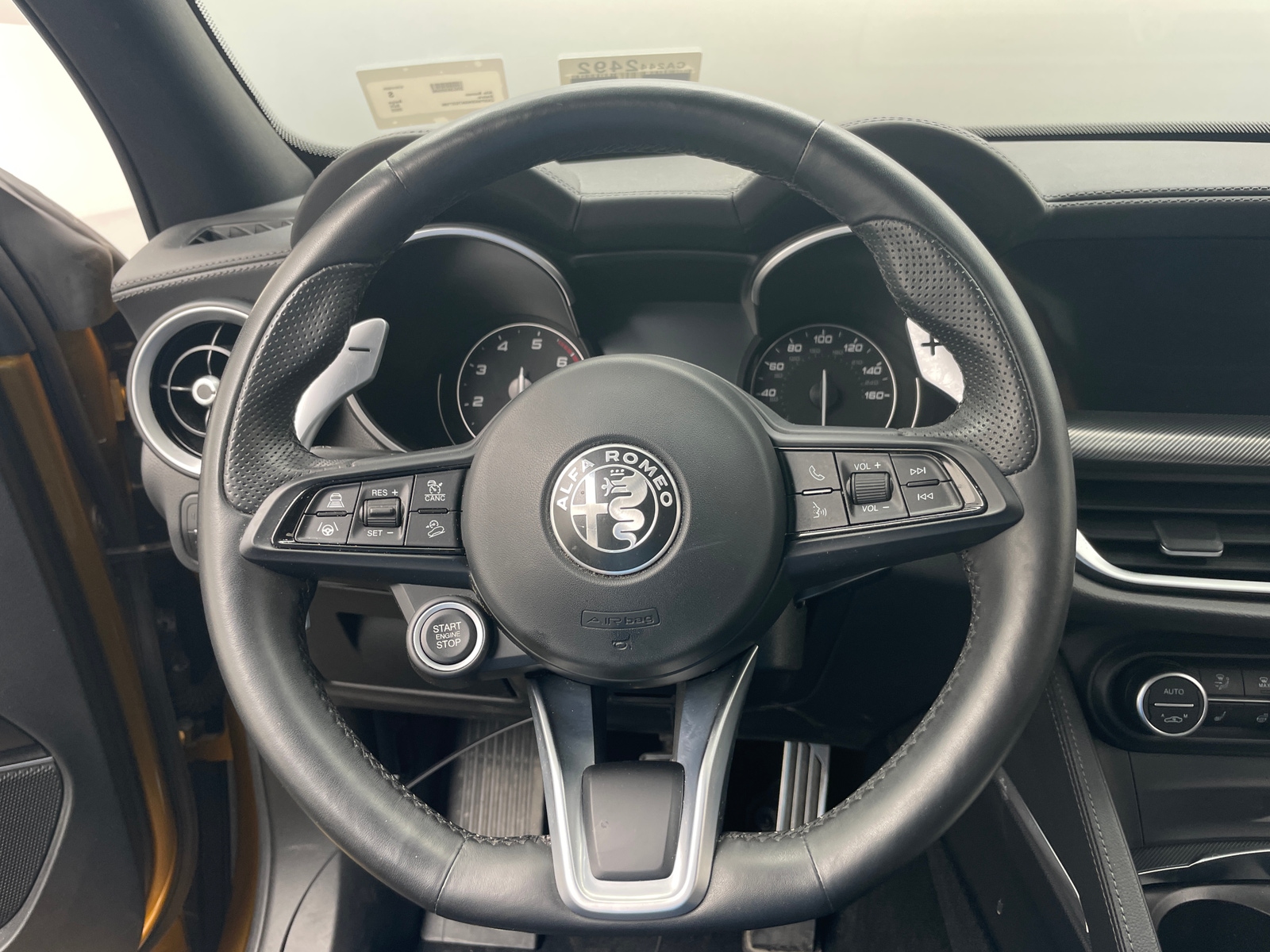 Thumbnail: 2022 Alfa Romeo Stelvio - 4