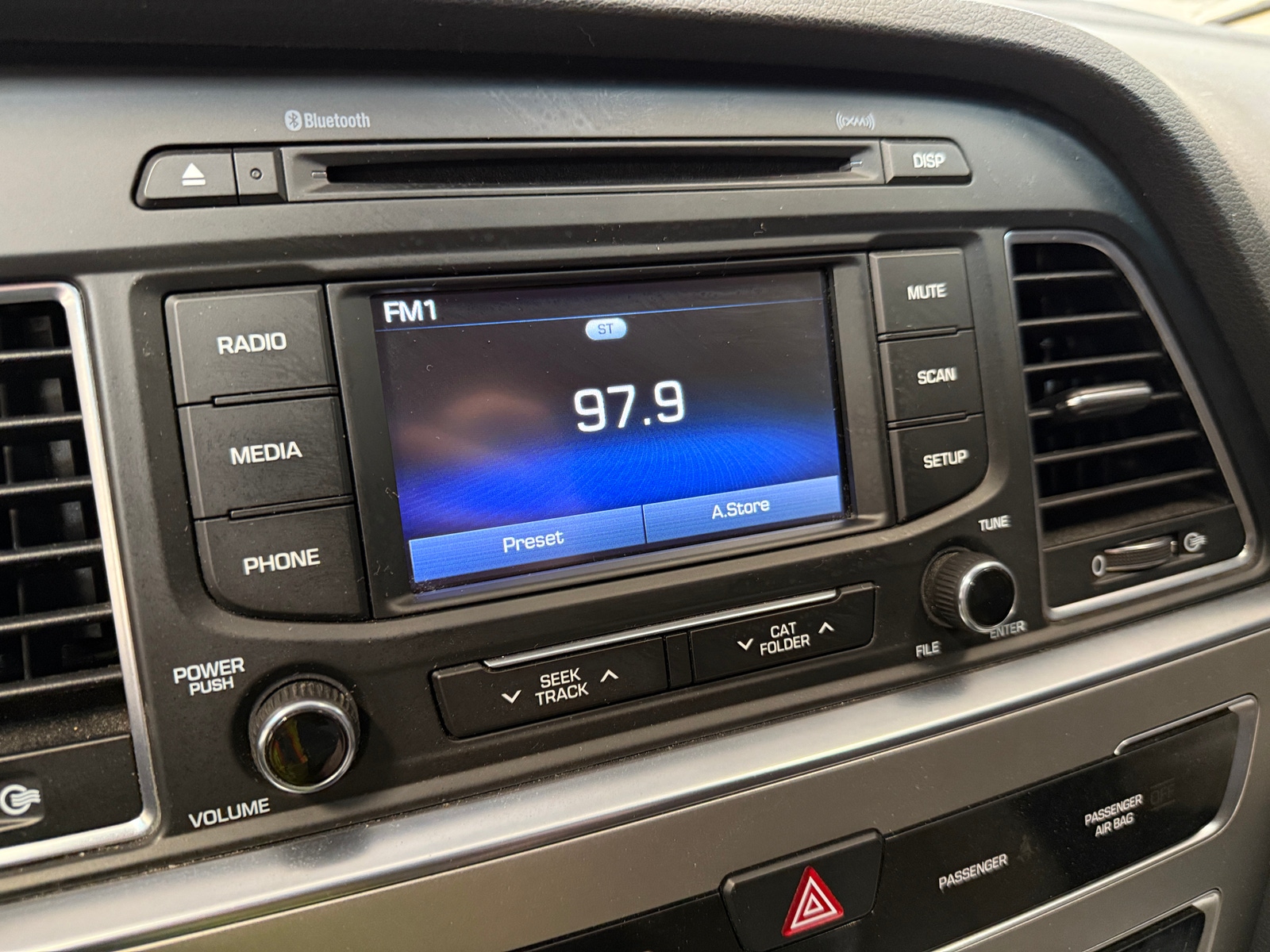 Thumbnail: 2015 Hyundai Sonata - 4