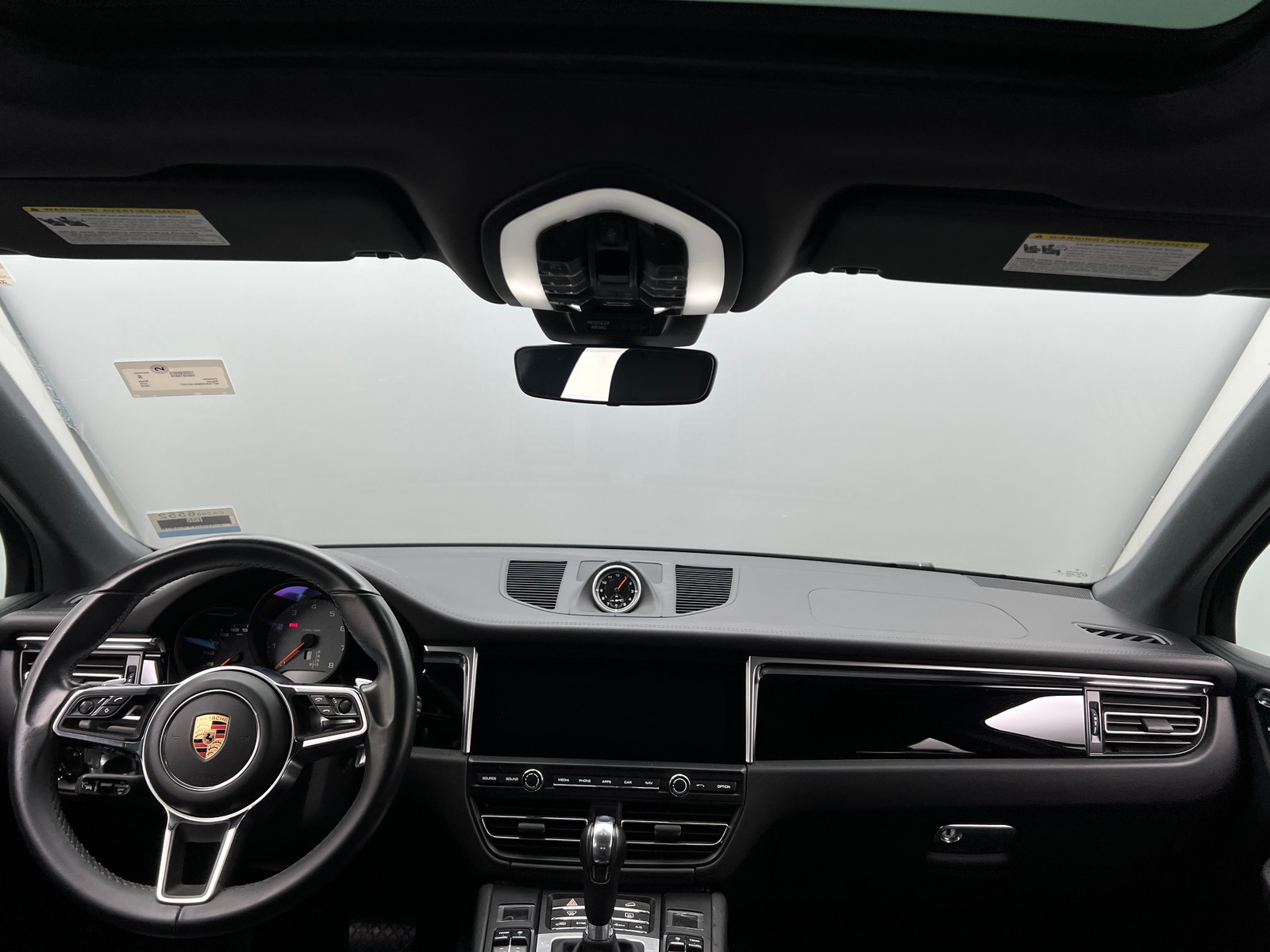 Thumbnail: 2019 Porsche Macan - 2