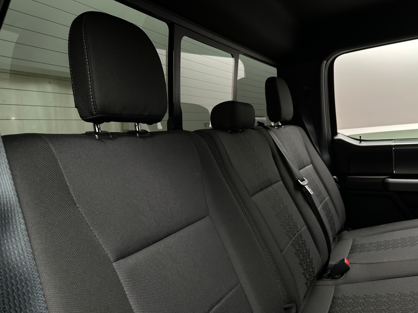 Thumbnail: 2020 Ford Econoline - 6