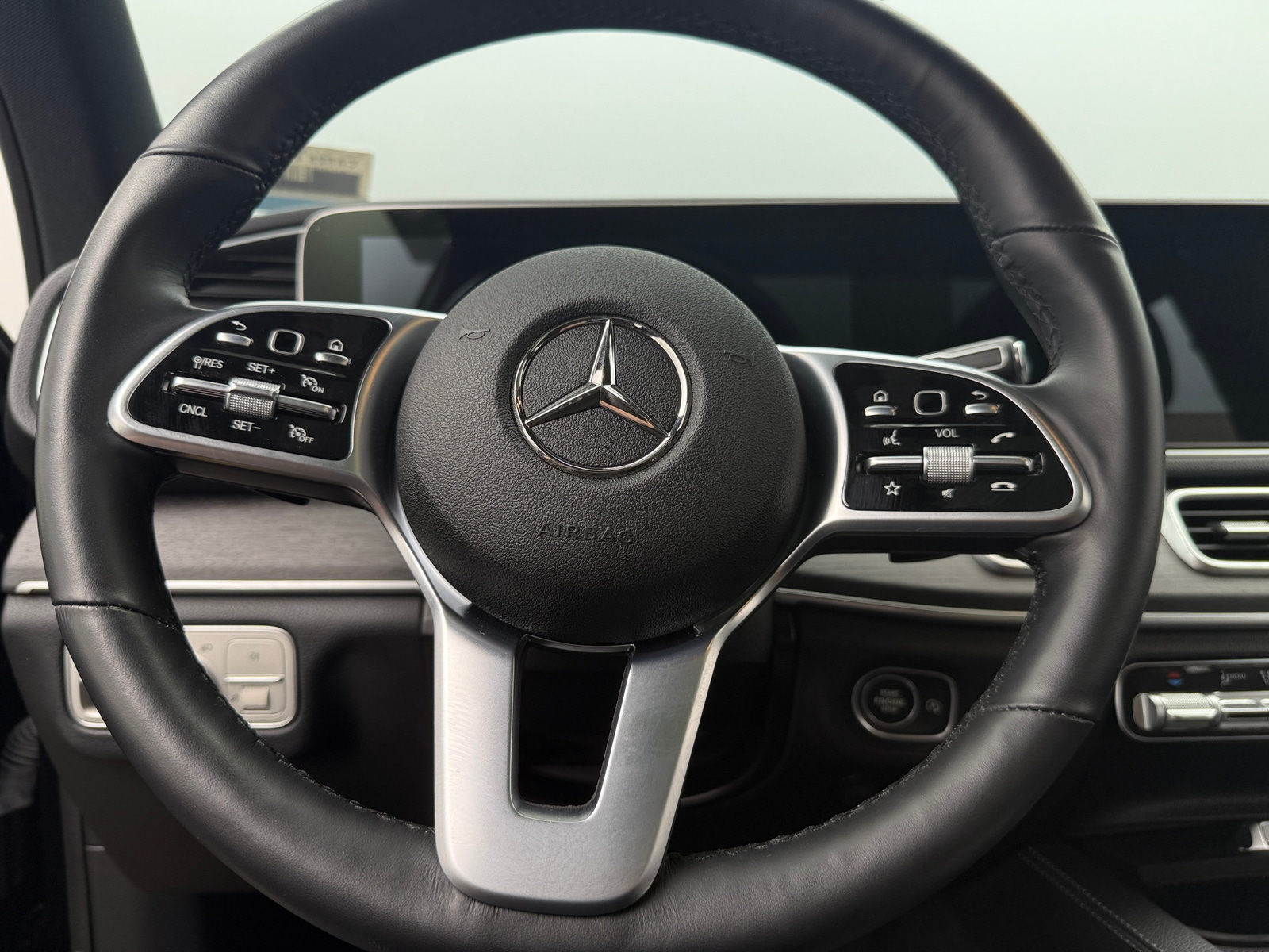 Thumbnail: 2022 Mercedes-Benz GLE - 4