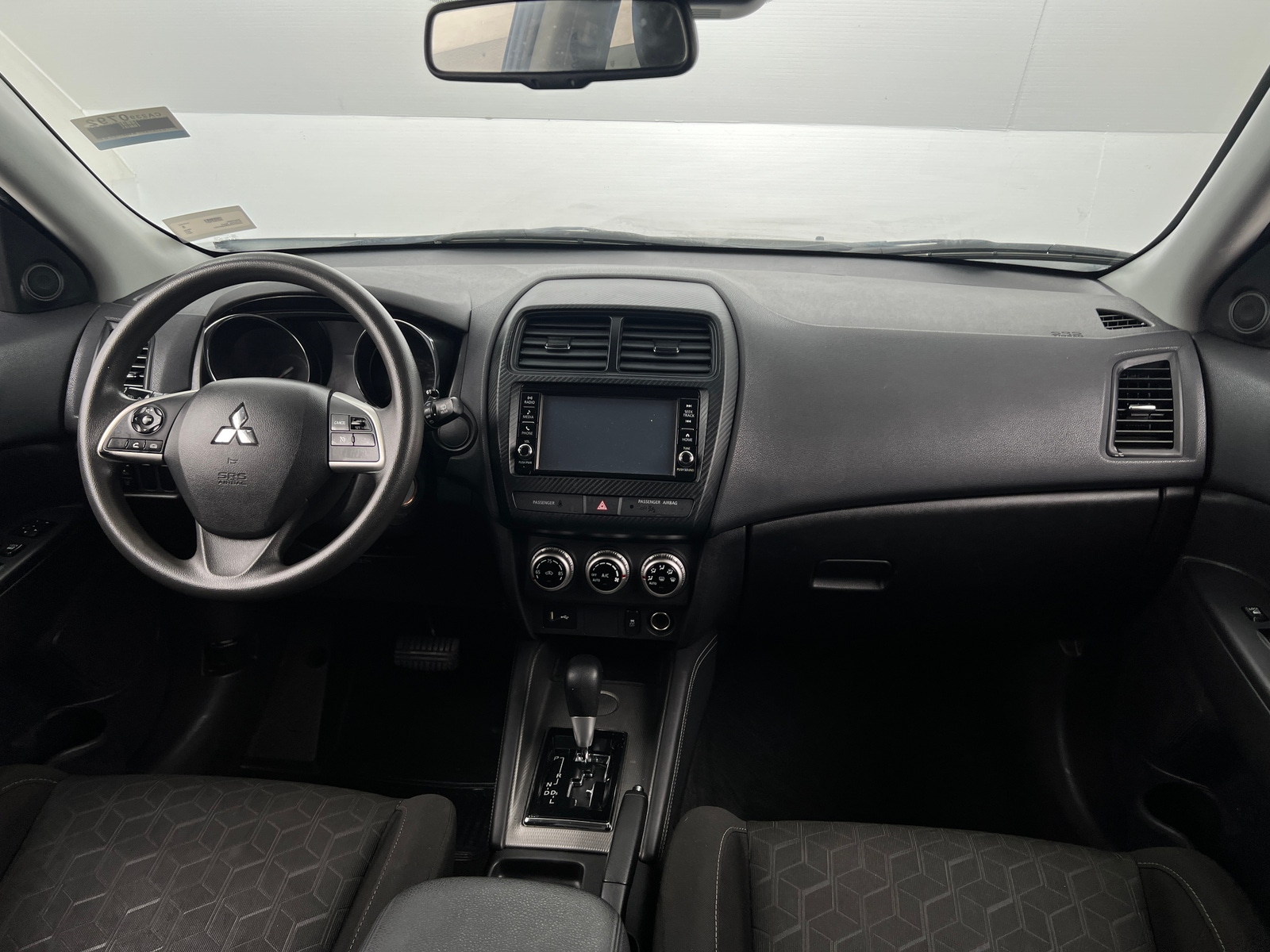 Thumbnail: 2021 Mitsubishi Outlander Sport - 3