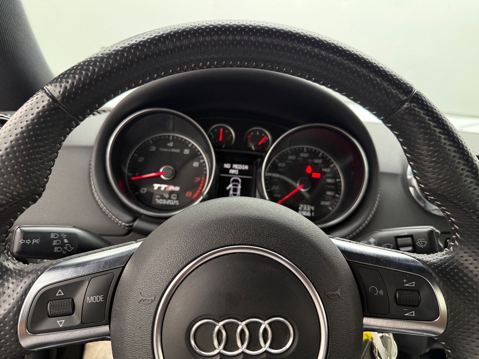 Thumbnail: 2012 Audi TT - 4