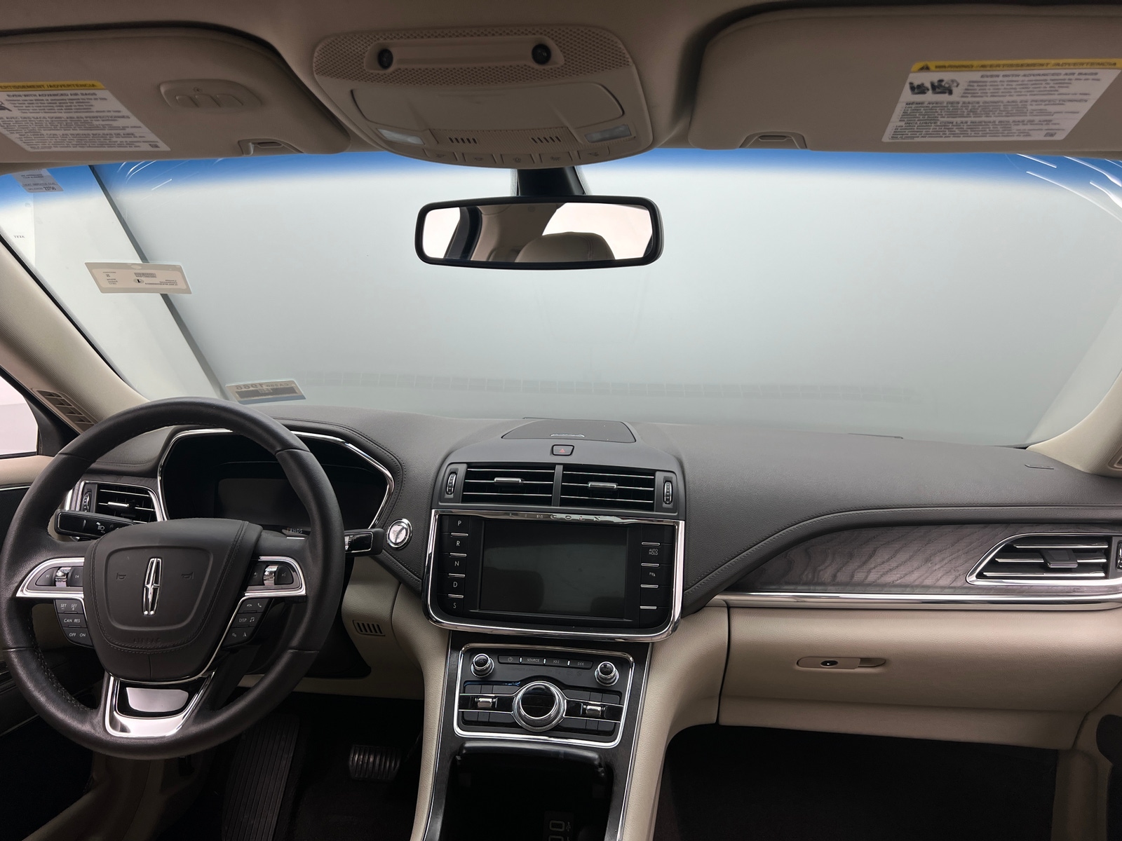 Thumbnail: 2017 Lincoln Continental - 2