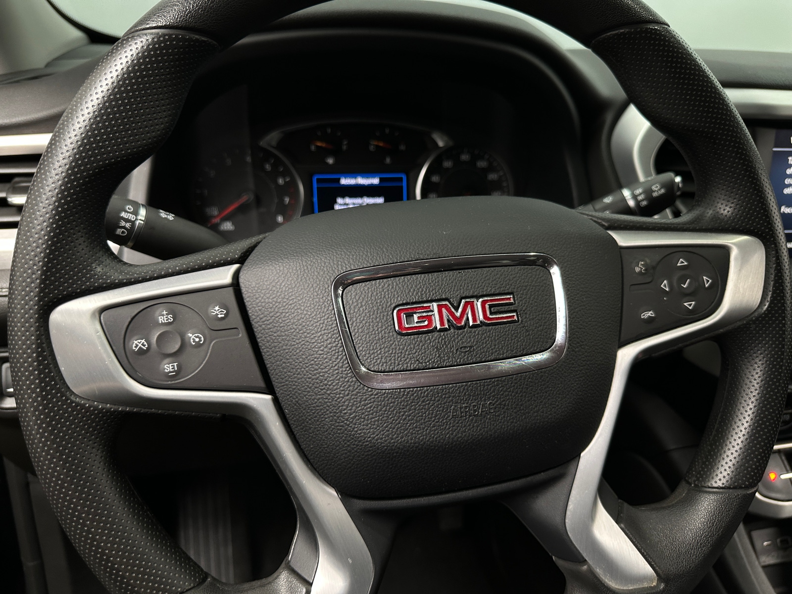 Thumbnail: 2023 GMC Acadia - 5