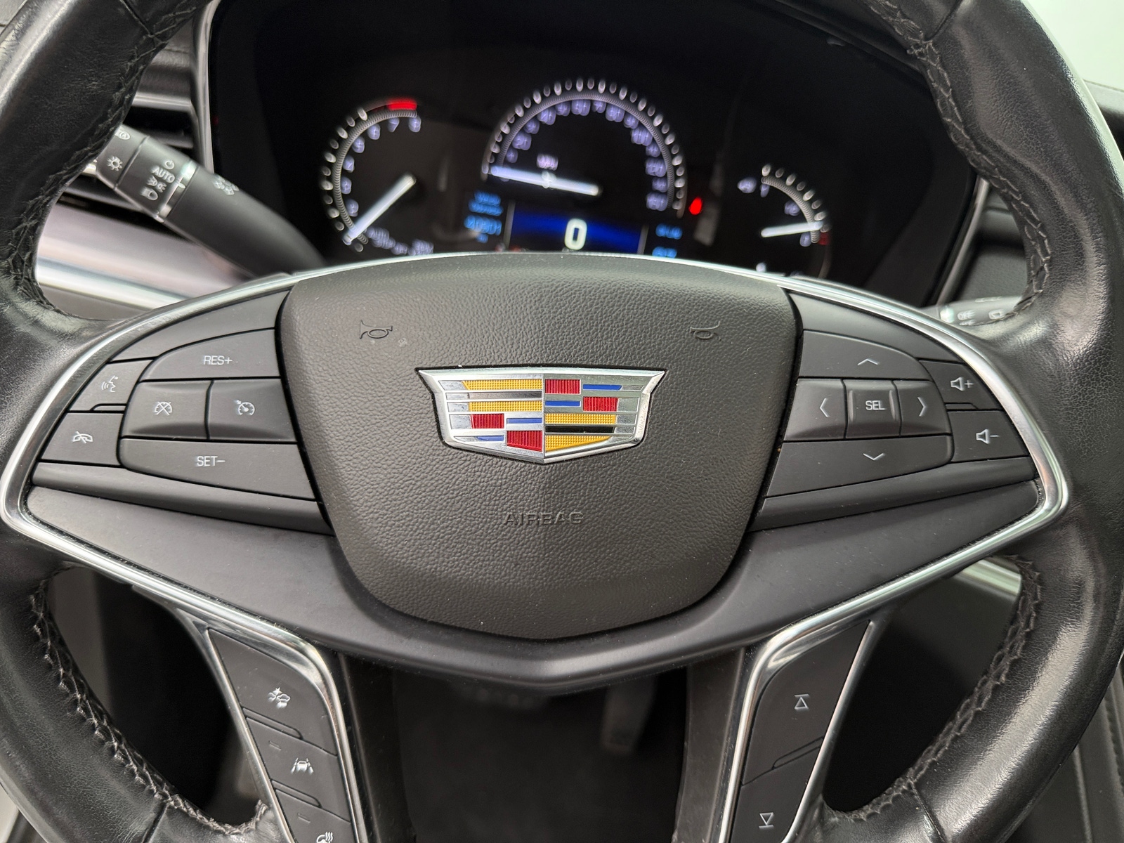Thumbnail: 2019 Cadillac XT5 - 4
