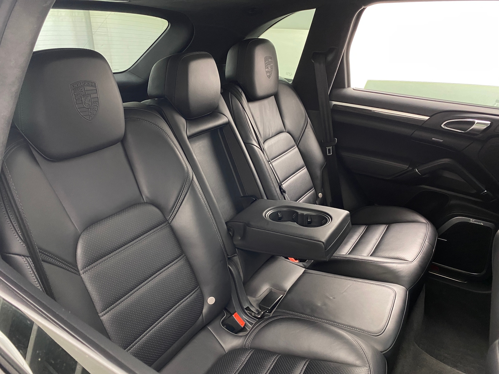 Thumbnail: 2016 Porsche Cayenne - 5