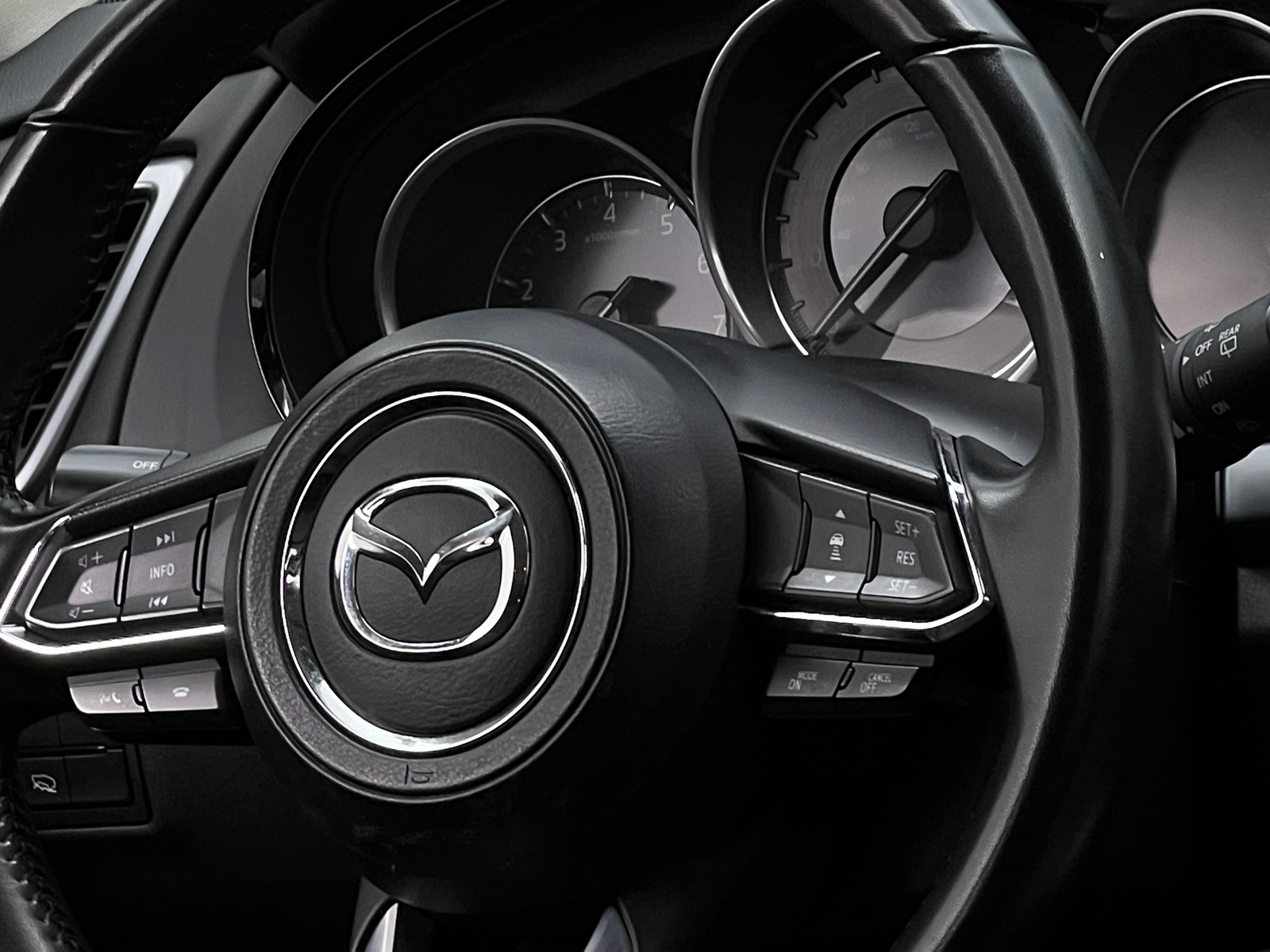 Thumbnail: 2023 Mazda CX-9 - 4