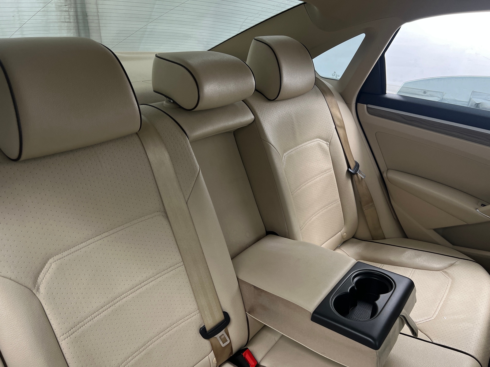 Thumbnail: 2016 Volkswagen Passat - 6