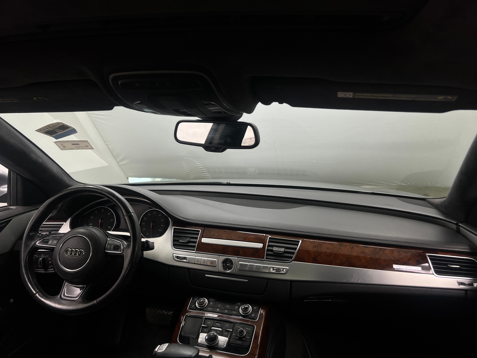 Thumbnail: 2012 Audi A8 - 2