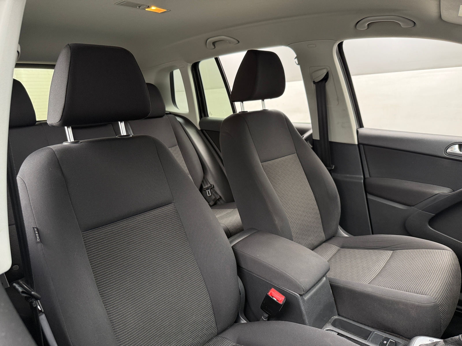 Thumbnail: 2017 Volkswagen Tiguan - 2