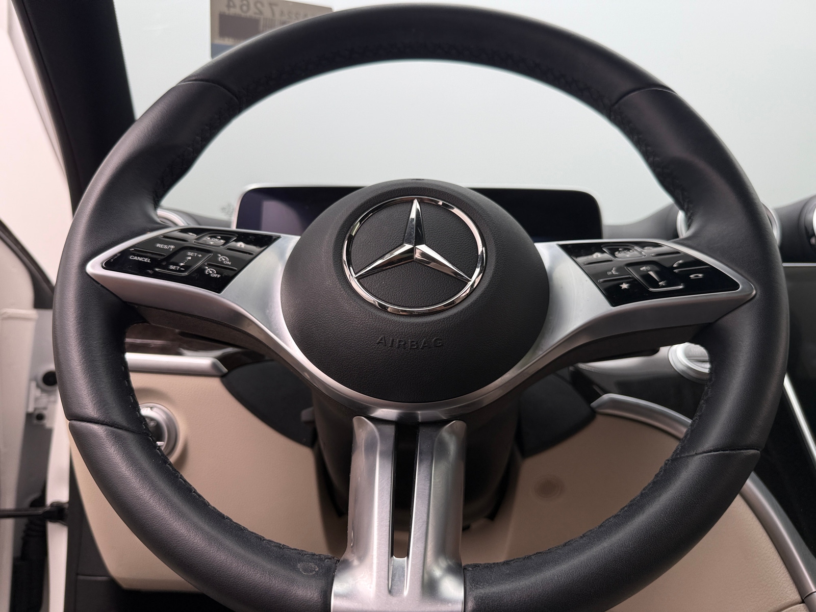 Thumbnail: 2022 Mercedes-Benz C-Class - 4