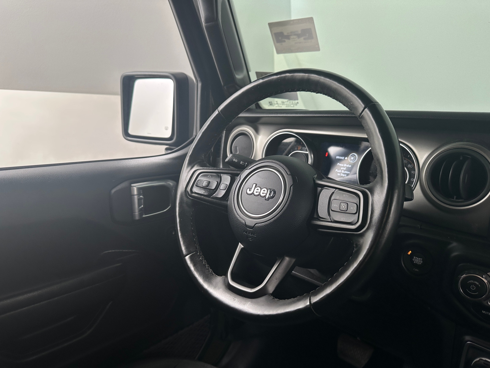 Thumbnail: 2021 Jeep Wrangler - 5