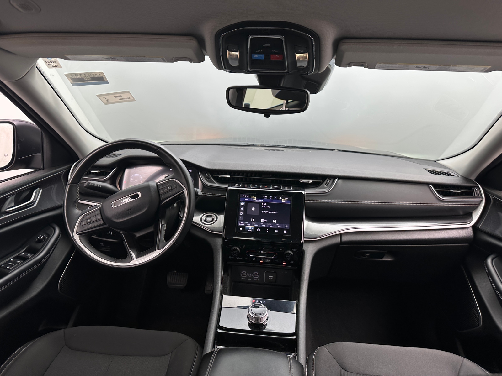 Thumbnail: 2022 Jeep Grand Cherokee L - 3