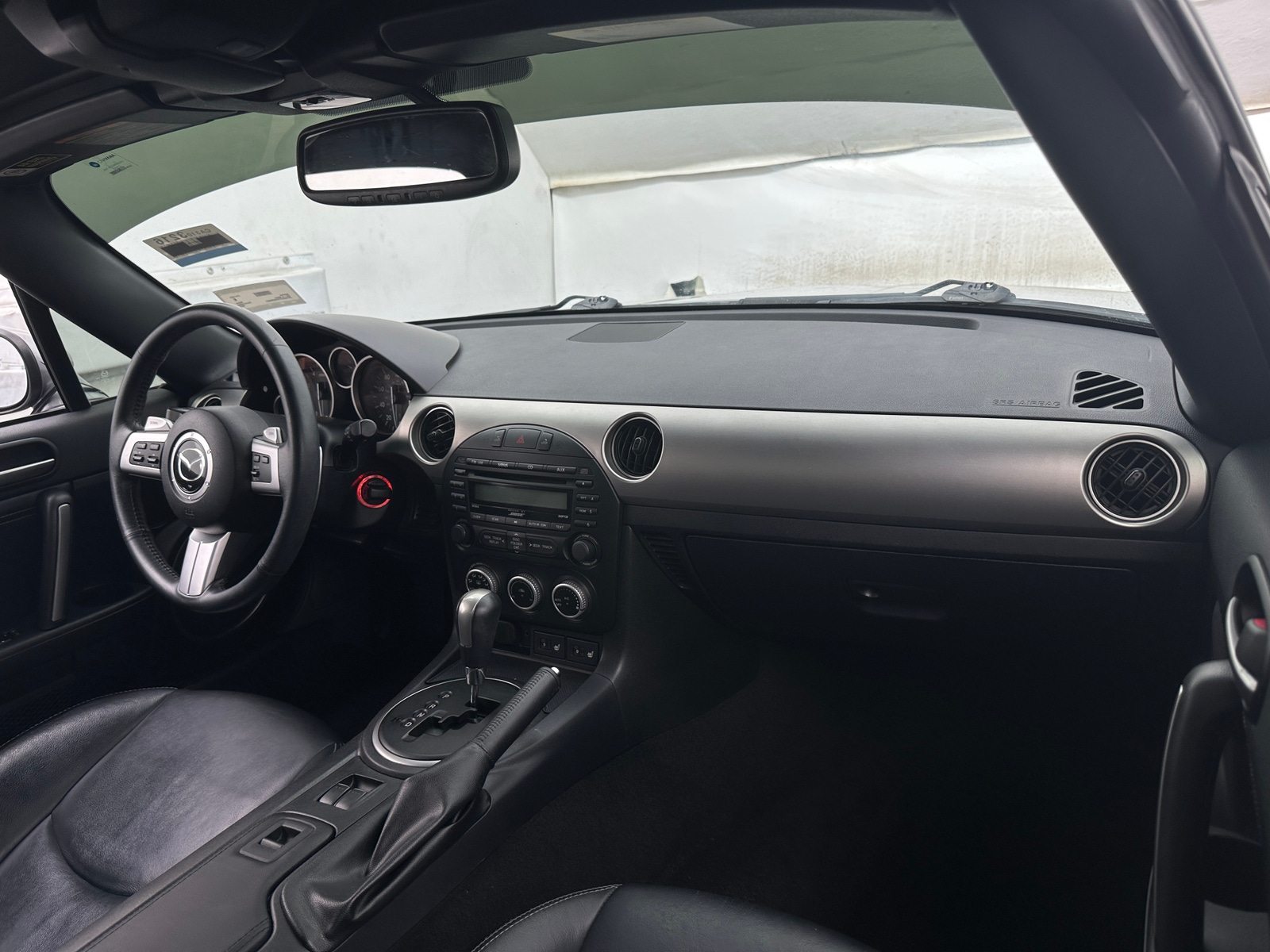 Thumbnail: 2010 Mazda MX-5 Miata - 2