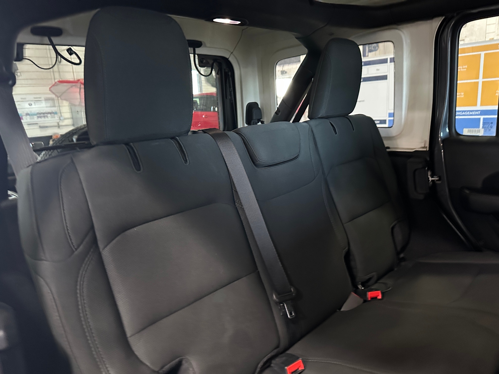 Thumbnail: 2020 Jeep Wrangler - 6