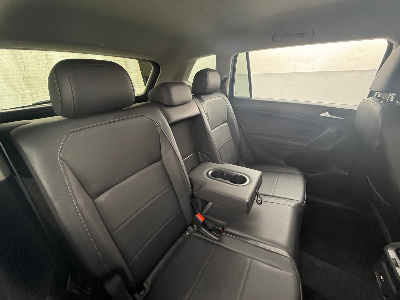 Thumbnail: 2020 Volkswagen Tiguan - 5