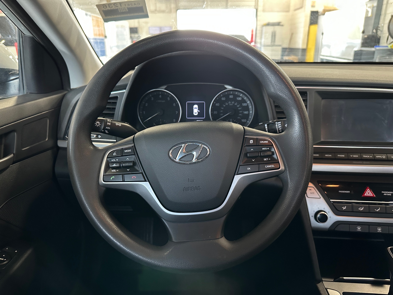 Thumbnail: 2018 Hyundai Elantra - 5