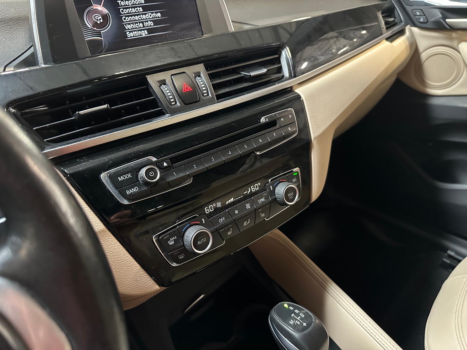 Thumbnail: 2017 BMW X1 - 3