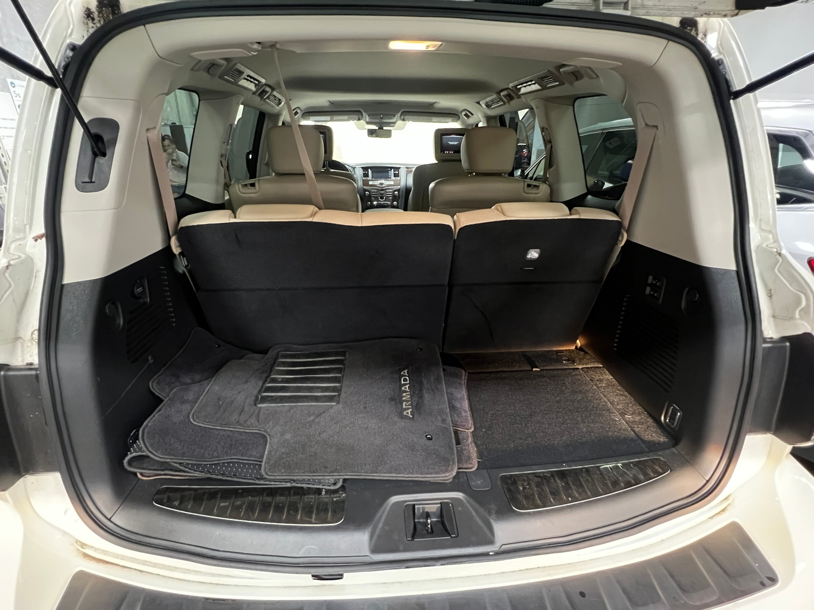 Thumbnail: 2020 Nissan Armada - 6