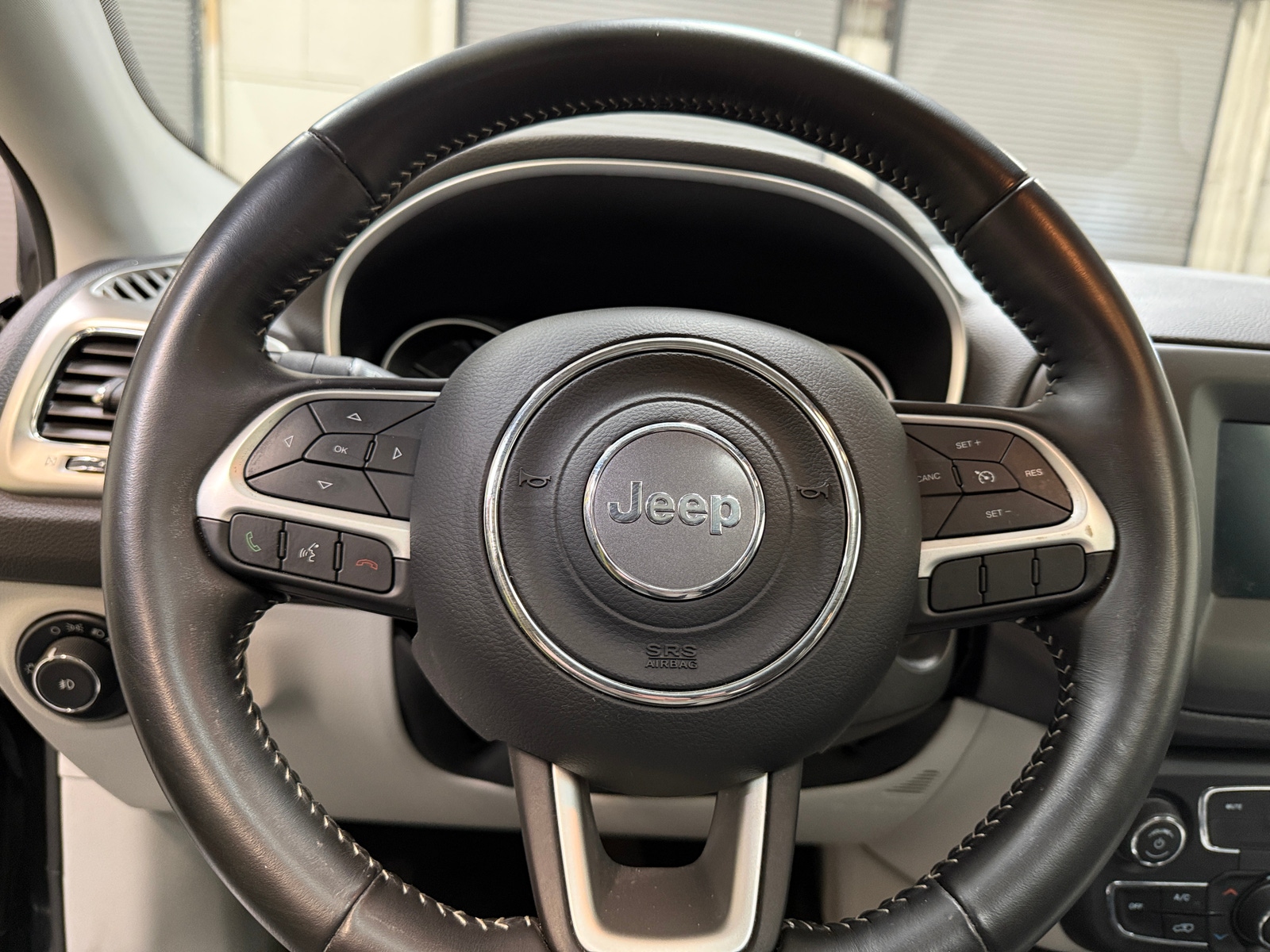 Thumbnail: 2018 Jeep Compass - 5