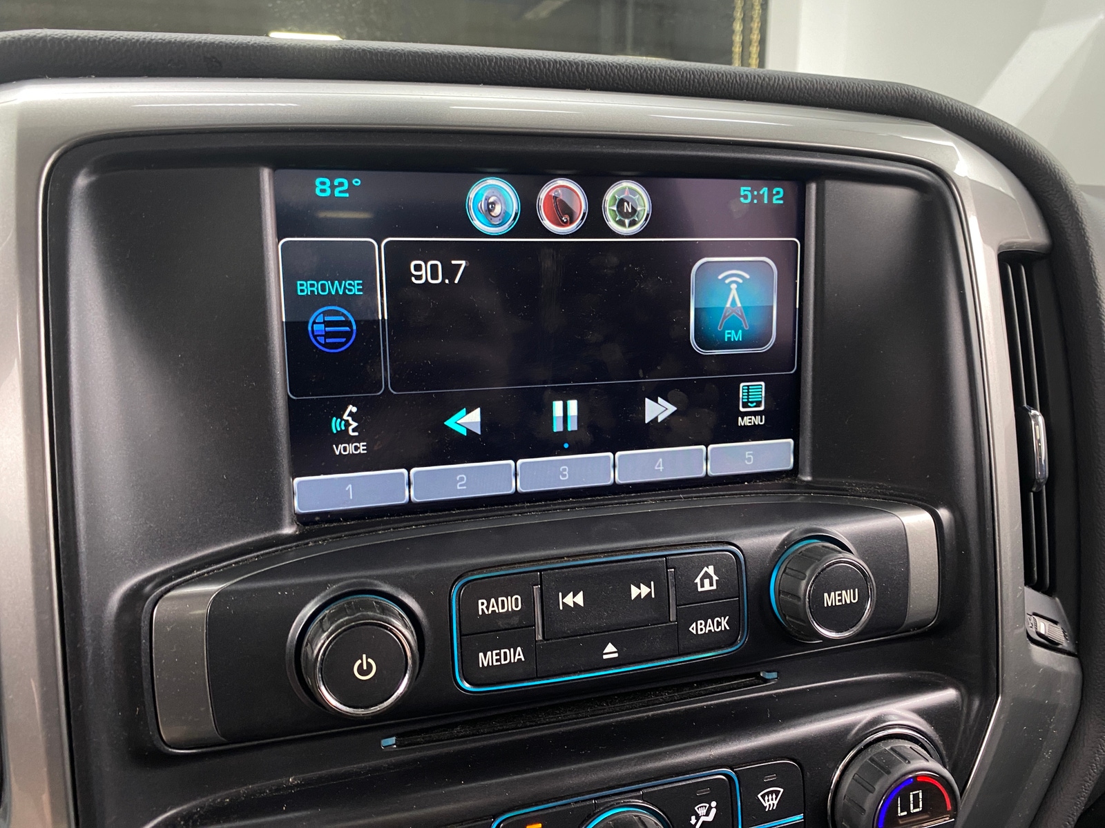 Thumbnail: 2015 Chevrolet Silverado 2500 - 4