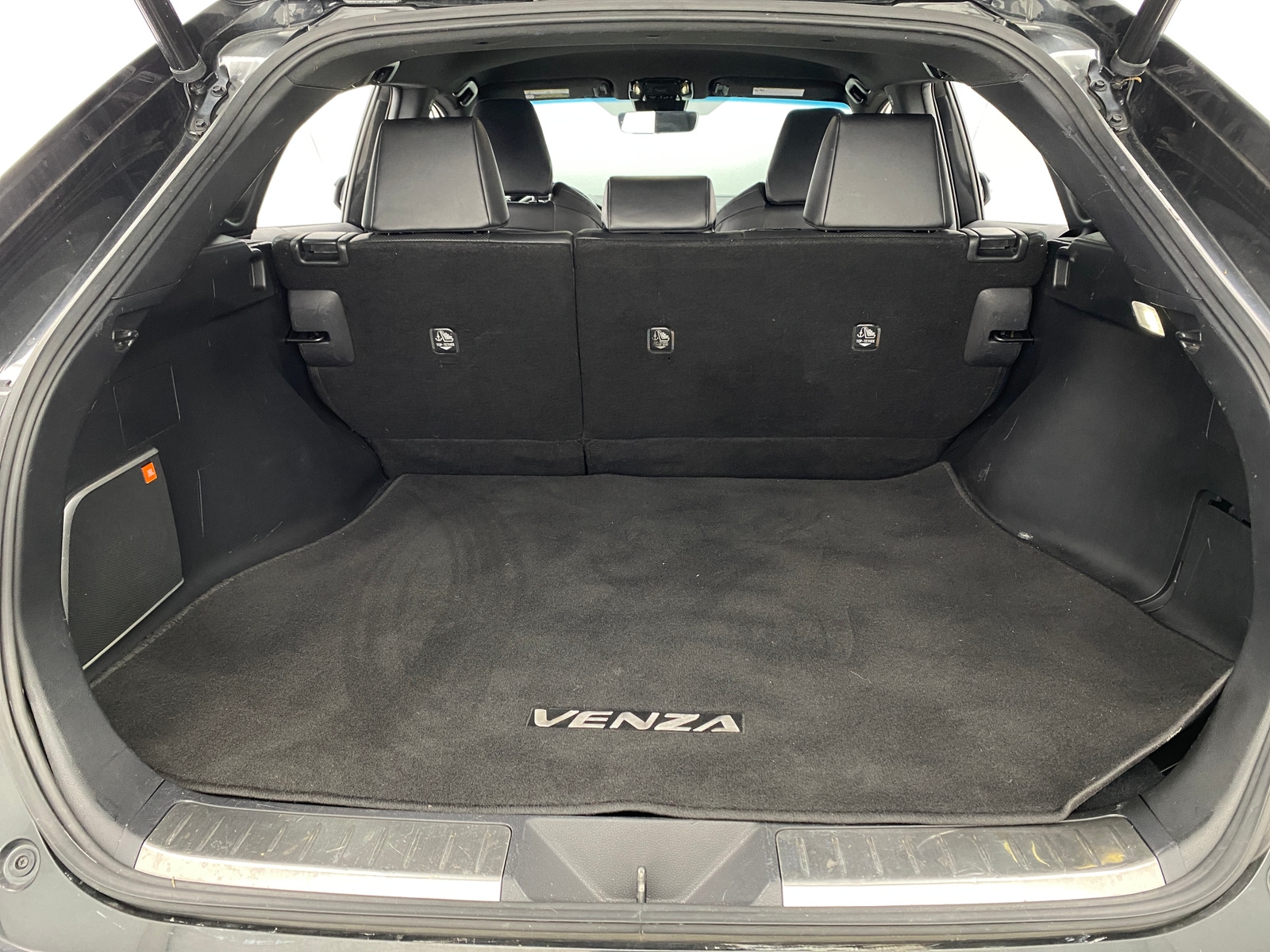 Thumbnail: 2021 Toyota Venza - 6