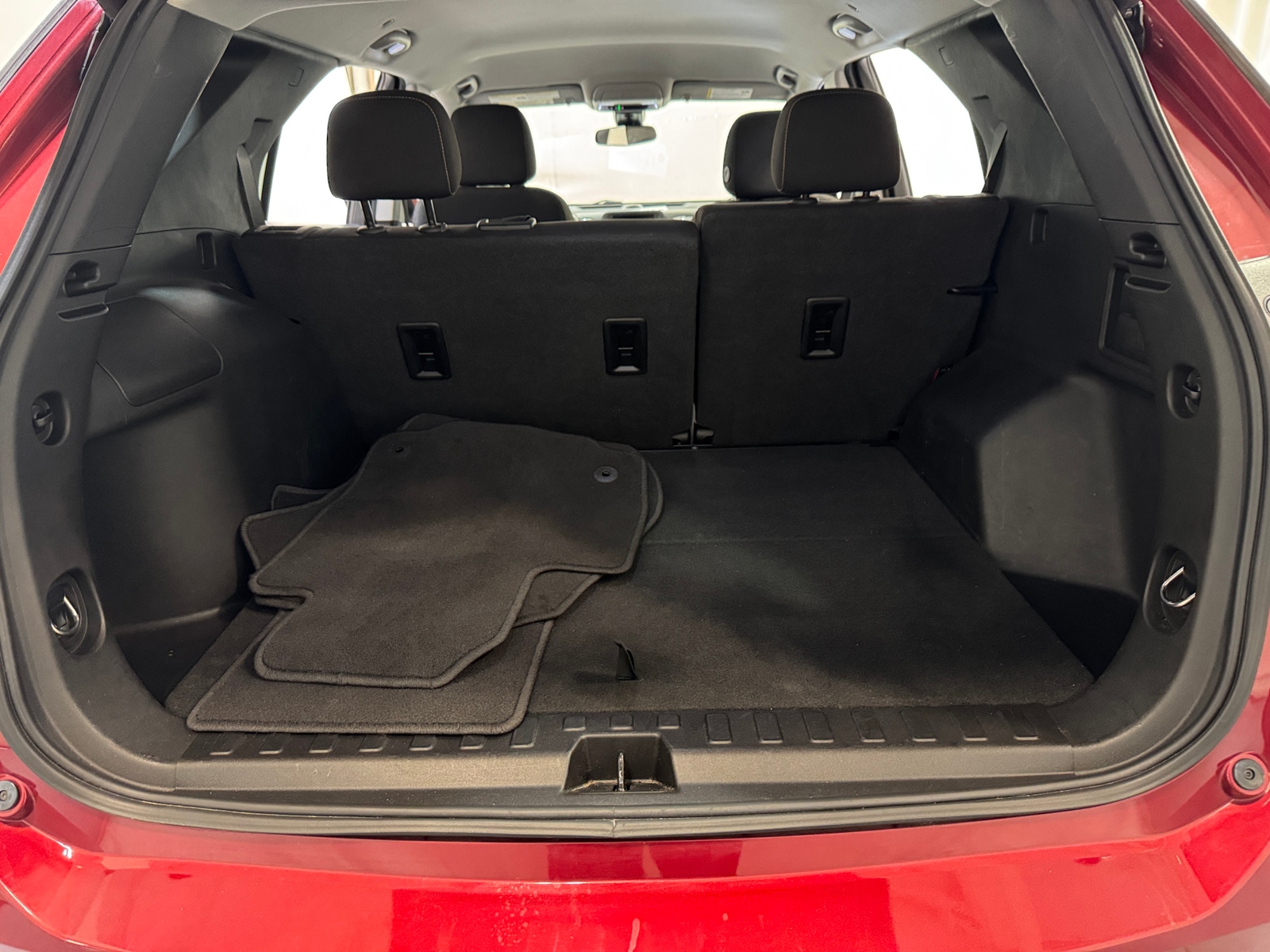 Thumbnail: 2021 Chevrolet Equinox - 7