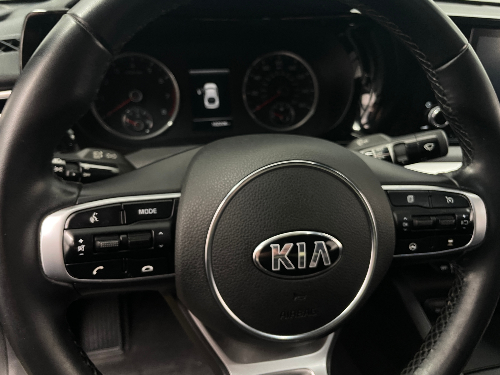 Thumbnail: 2021 Kia K5 - 4