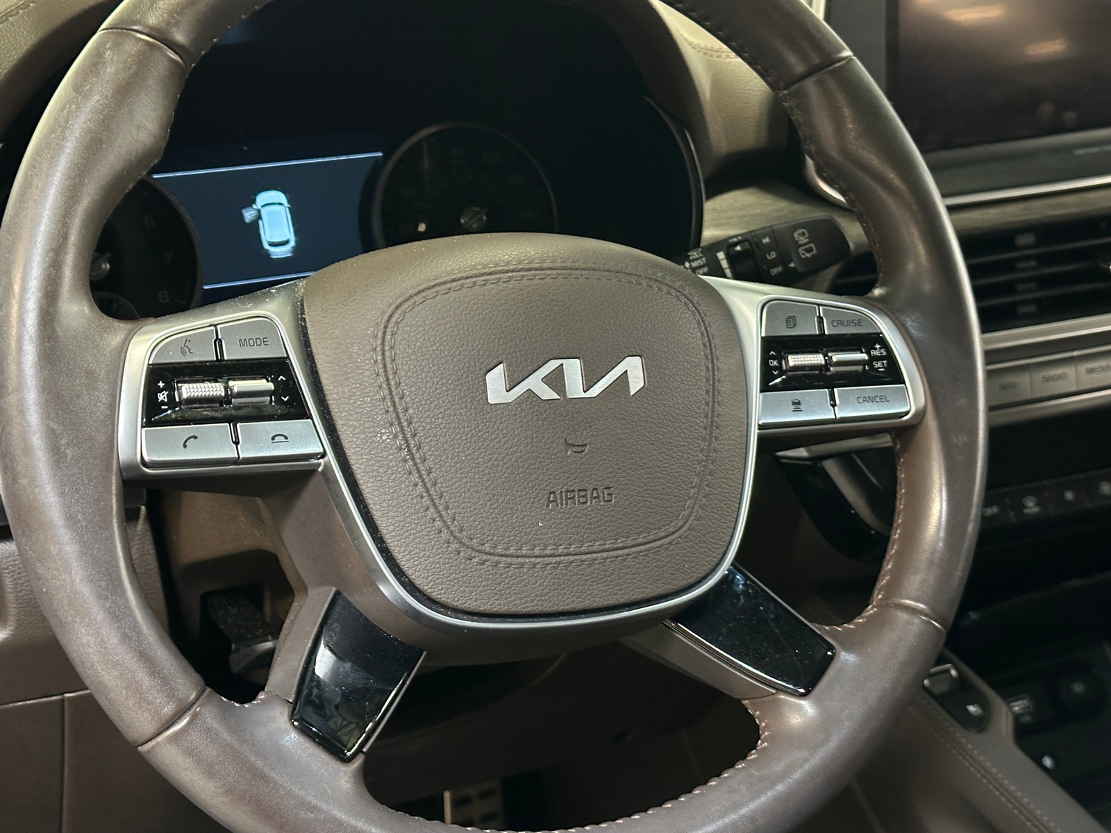 Thumbnail: 2022 Kia Telluride - 4