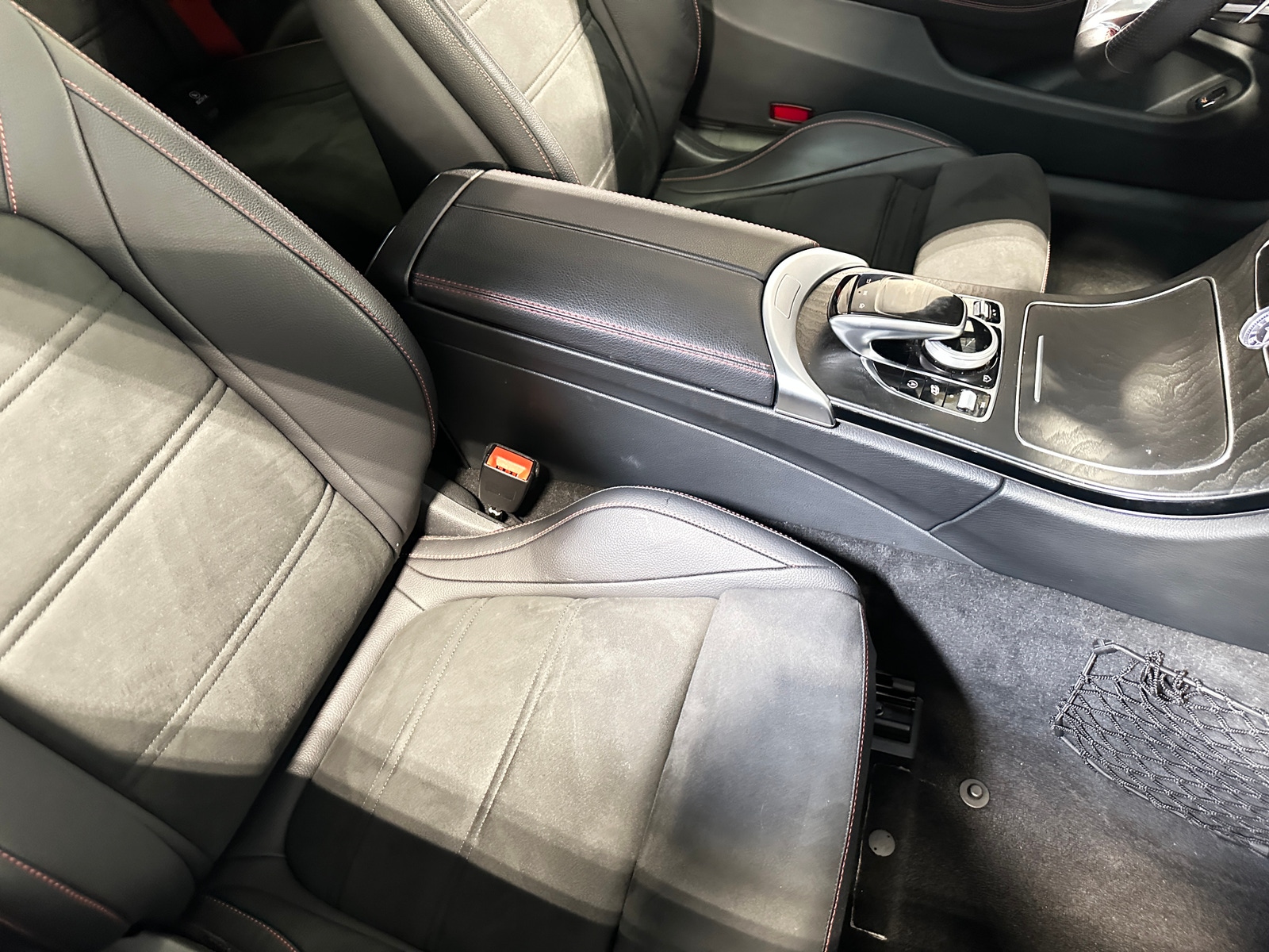 Thumbnail: 2019 Mercedes-Benz C-Class - 2