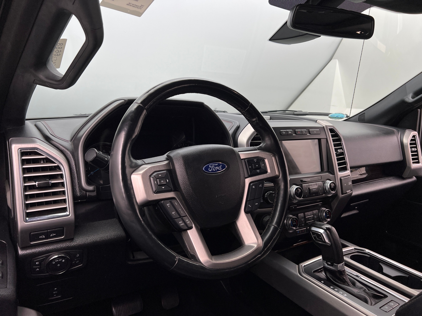 Thumbnail: 2017 Ford Econoline - 4