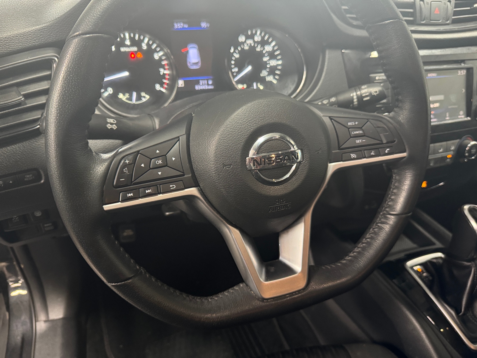 Thumbnail: 2020 Nissan Rogue - 5