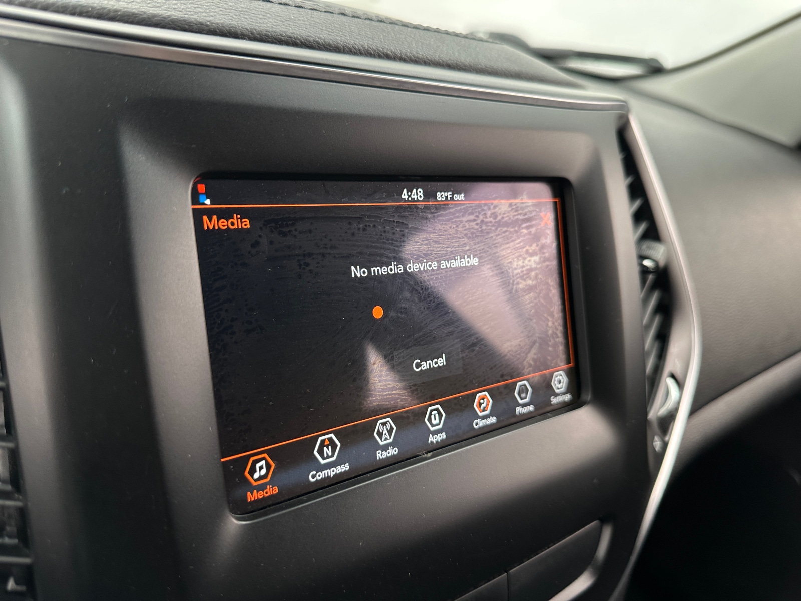Thumbnail: 2019 Jeep Cherokee - 4