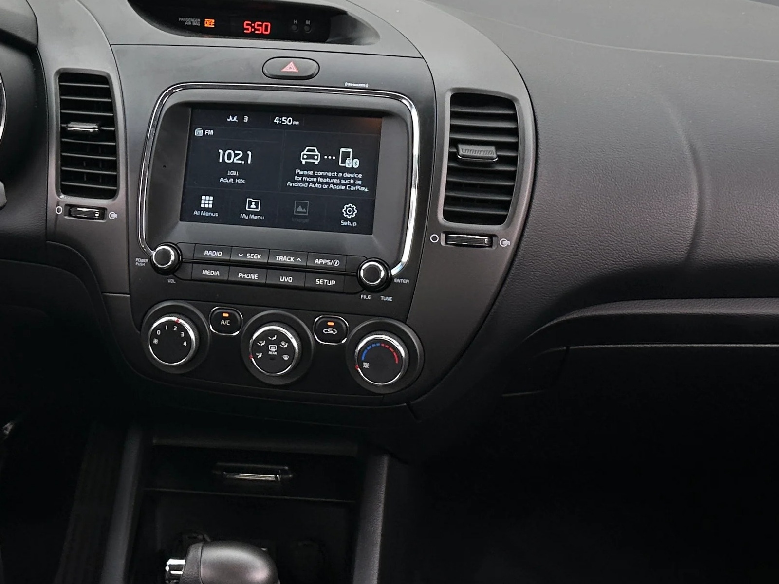Thumbnail: 2018 Kia Forte - 3