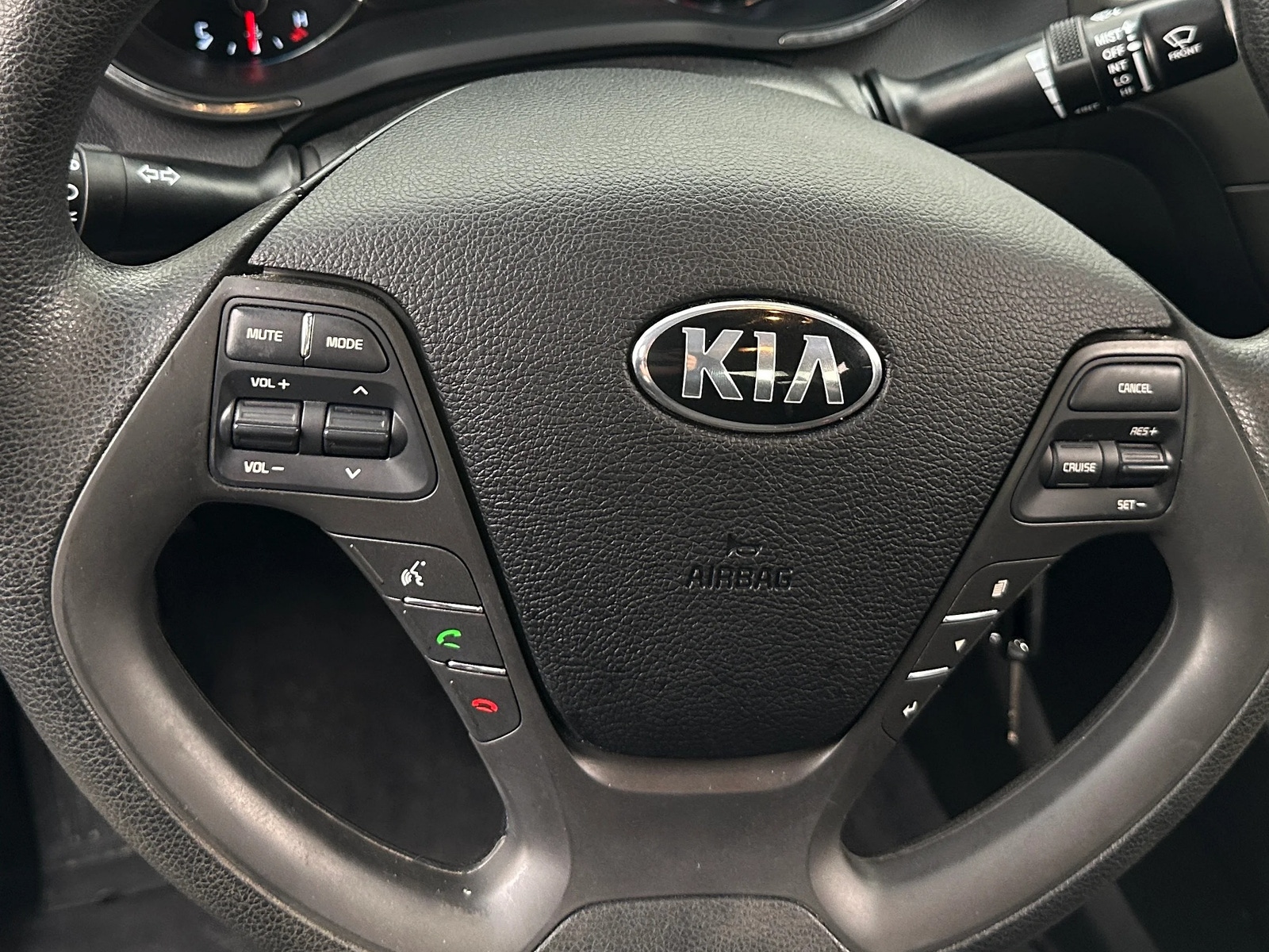 Thumbnail: 2018 Kia Forte - 5