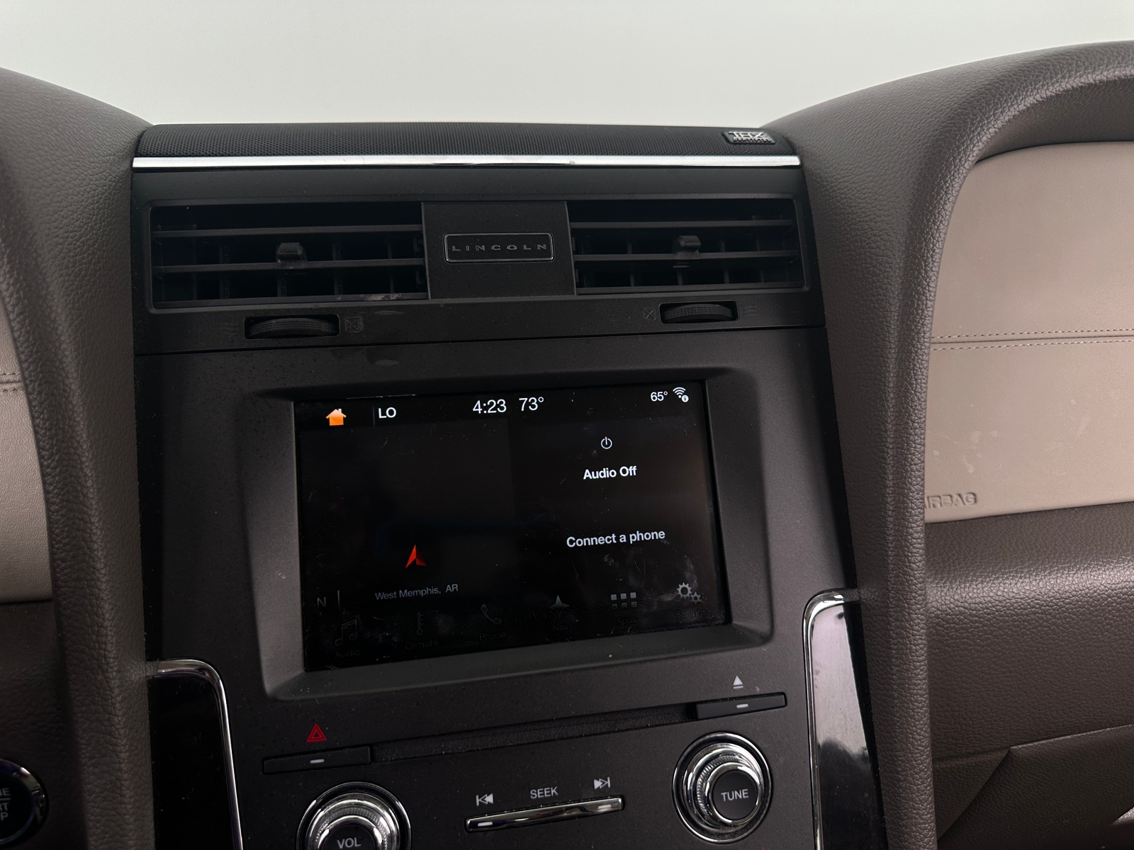 Thumbnail: 2017 Lincoln Navigator - 3