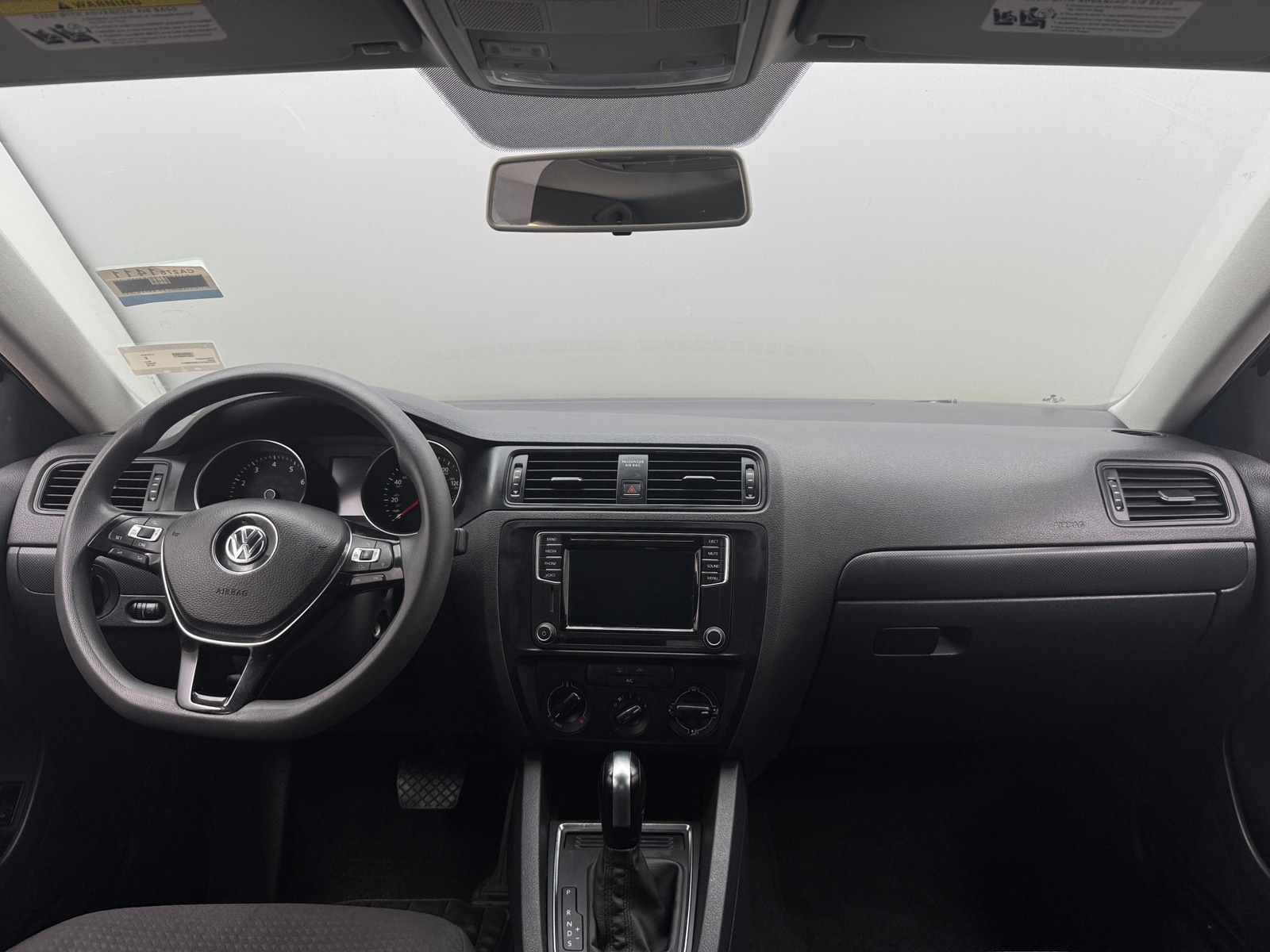 Thumbnail: 2016 Volkswagen Jetta - 3