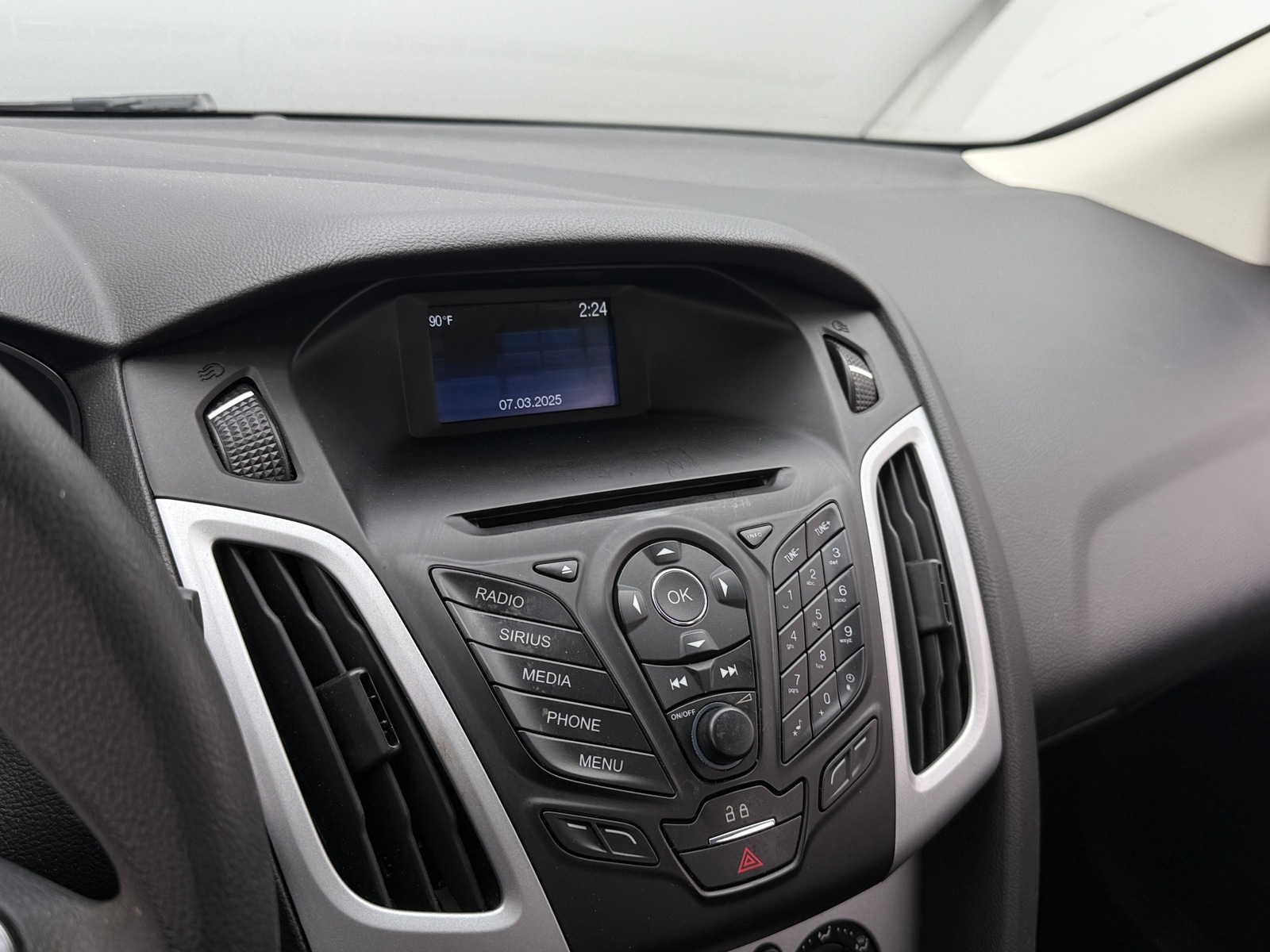 Thumbnail: 2014 Ford Focus - 4