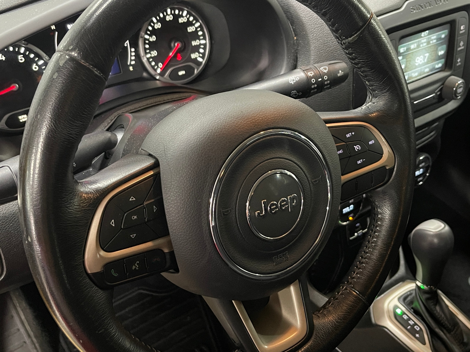Thumbnail: 2015 Jeep Renegade - 5