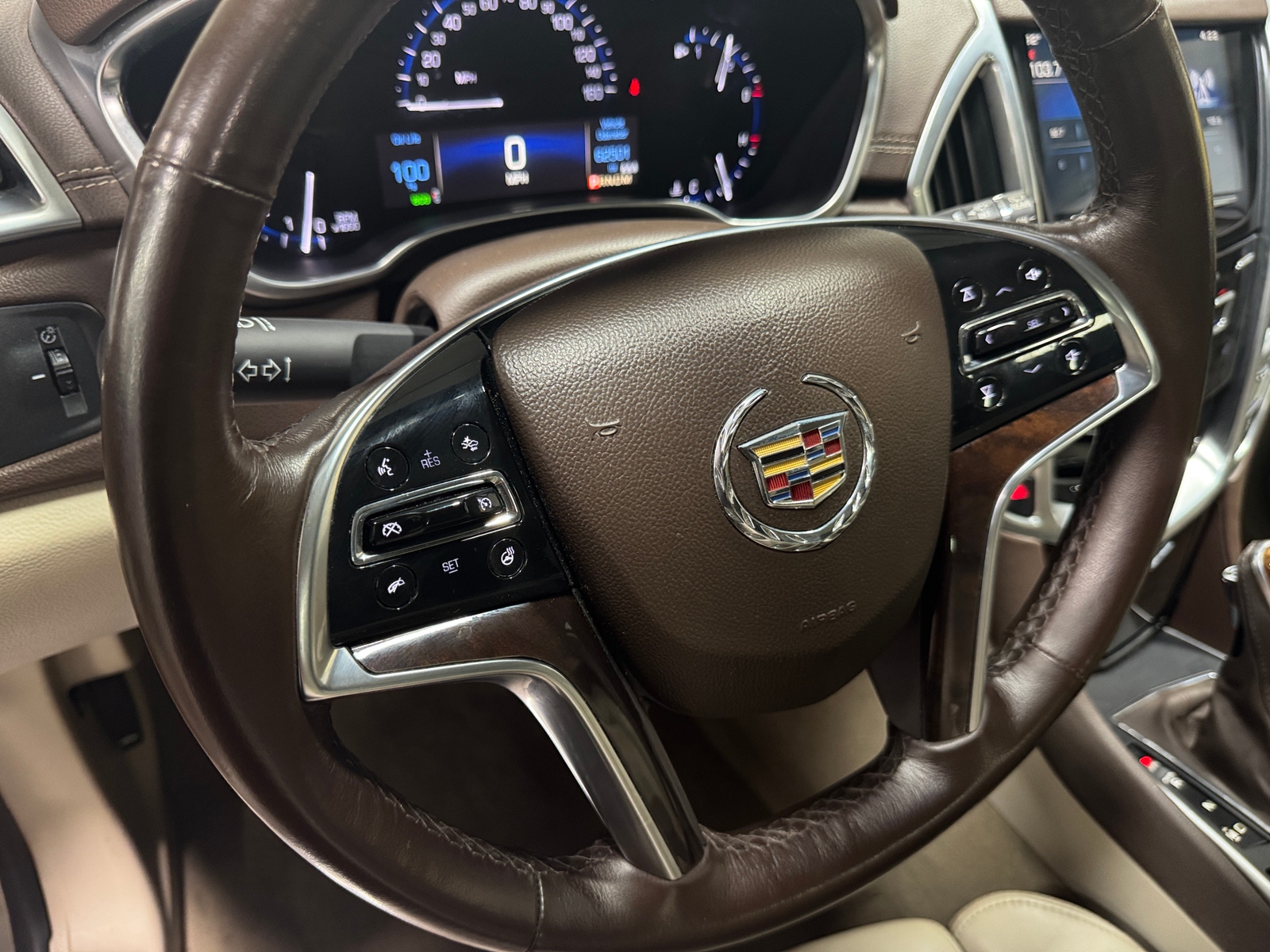 Thumbnail: 2015 Cadillac SRX - 4