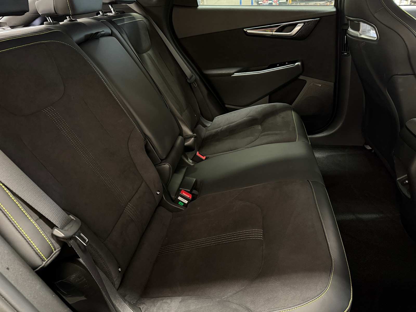 Thumbnail: 2023 Kia EV6 - 5