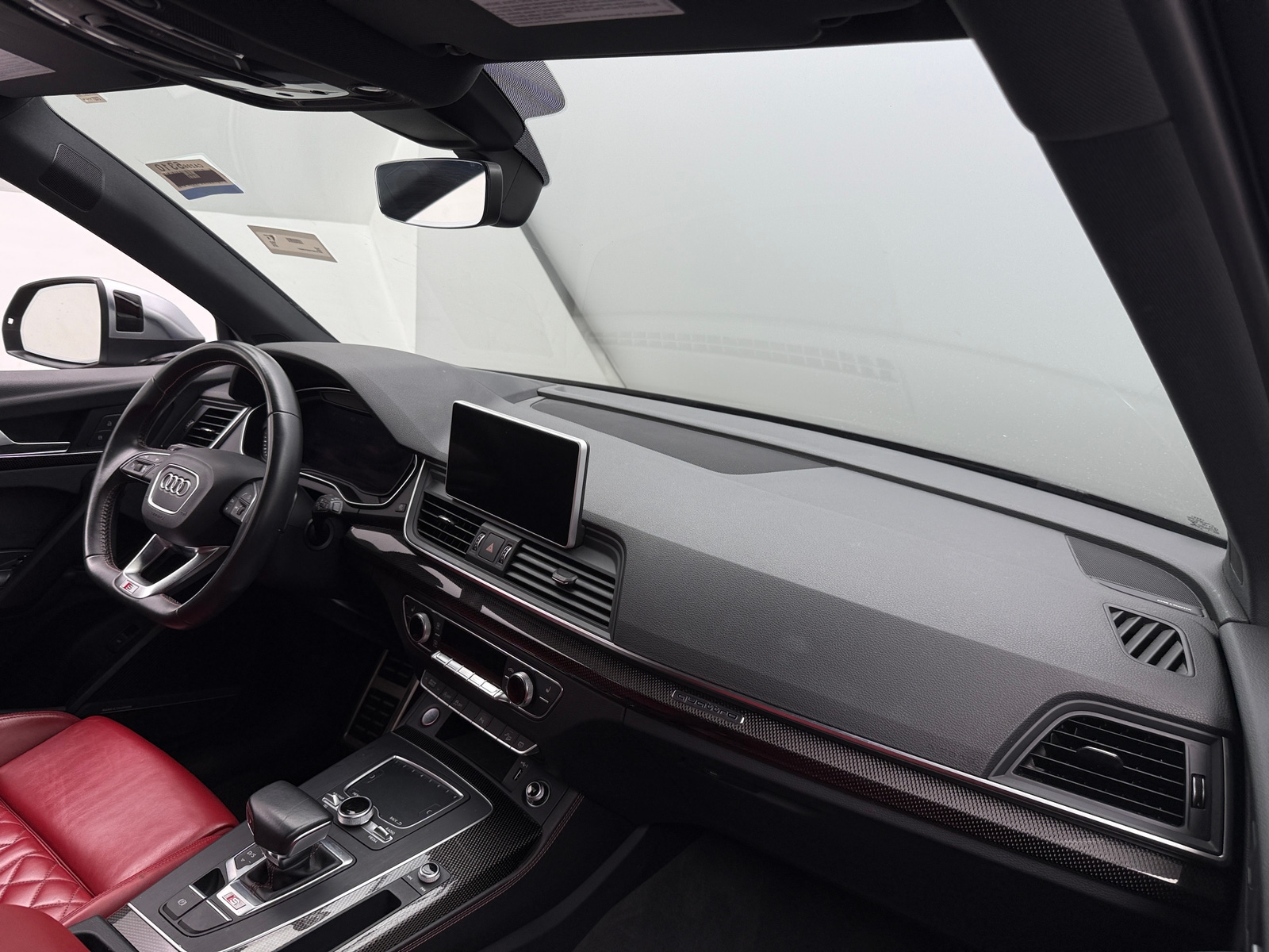 Thumbnail: 2018 Audi SQ5 - 2