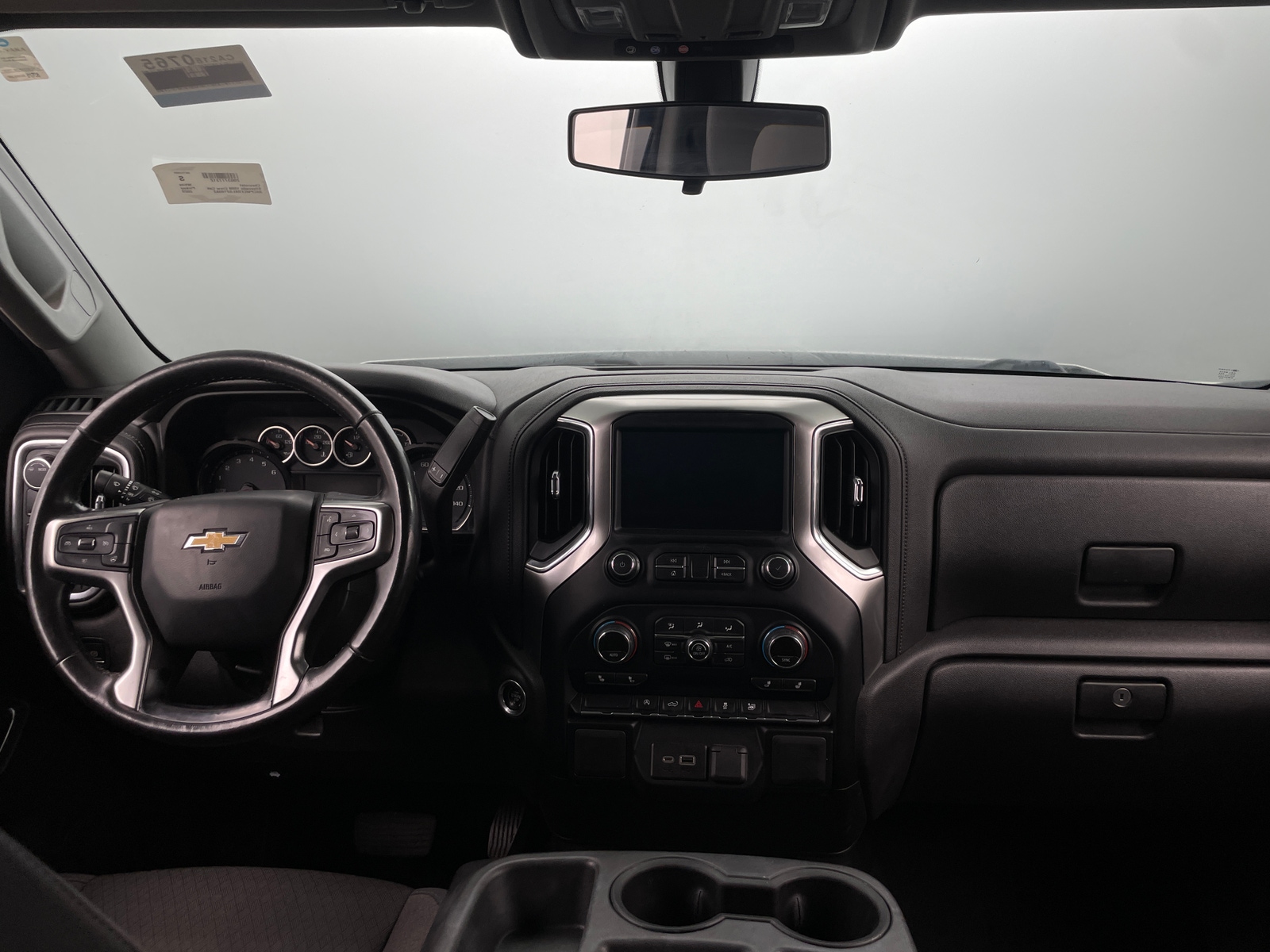 Thumbnail: 2020 Chevrolet Silverado 1500 - 3