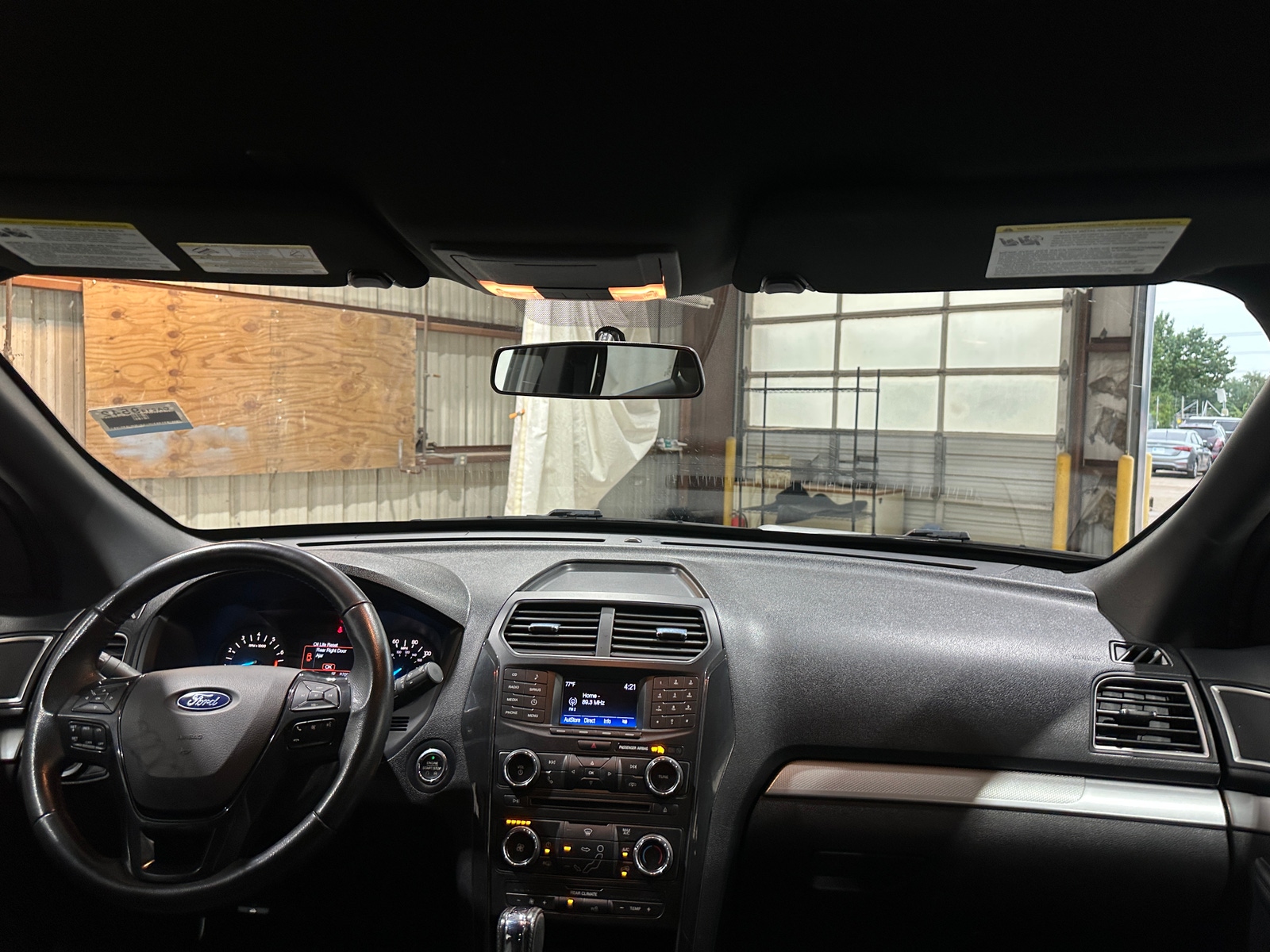 Thumbnail: 2017 Ford Explorer - 3