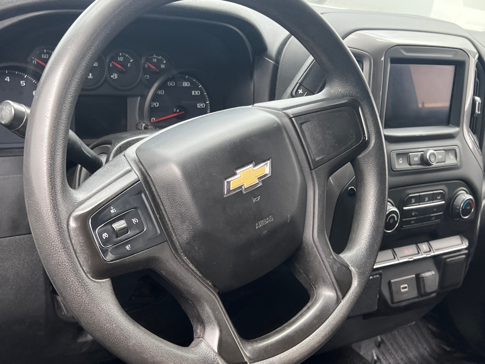Thumbnail: 2020 Chevrolet Silverado 1500 - 5
